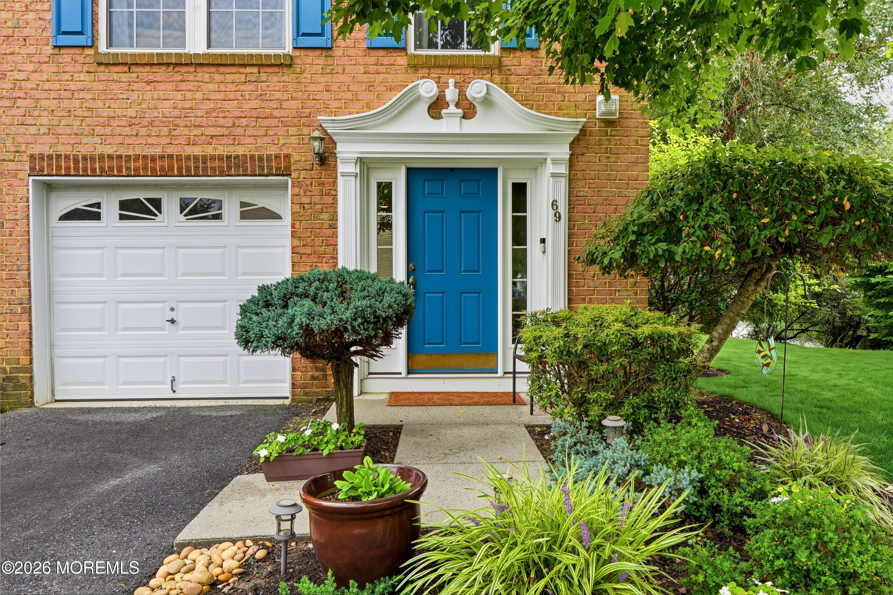 69 Saxton Road 35