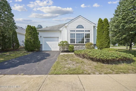 1 Rochford Drive, Manchester, NJ 08759 - #: 22625166