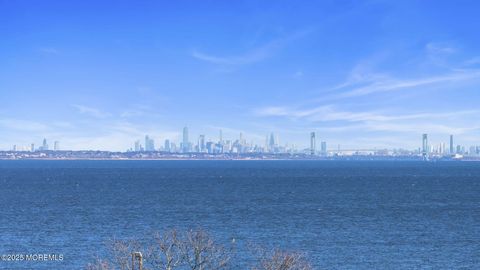 24 Maplewood Avenue Keansburg NJ 07734