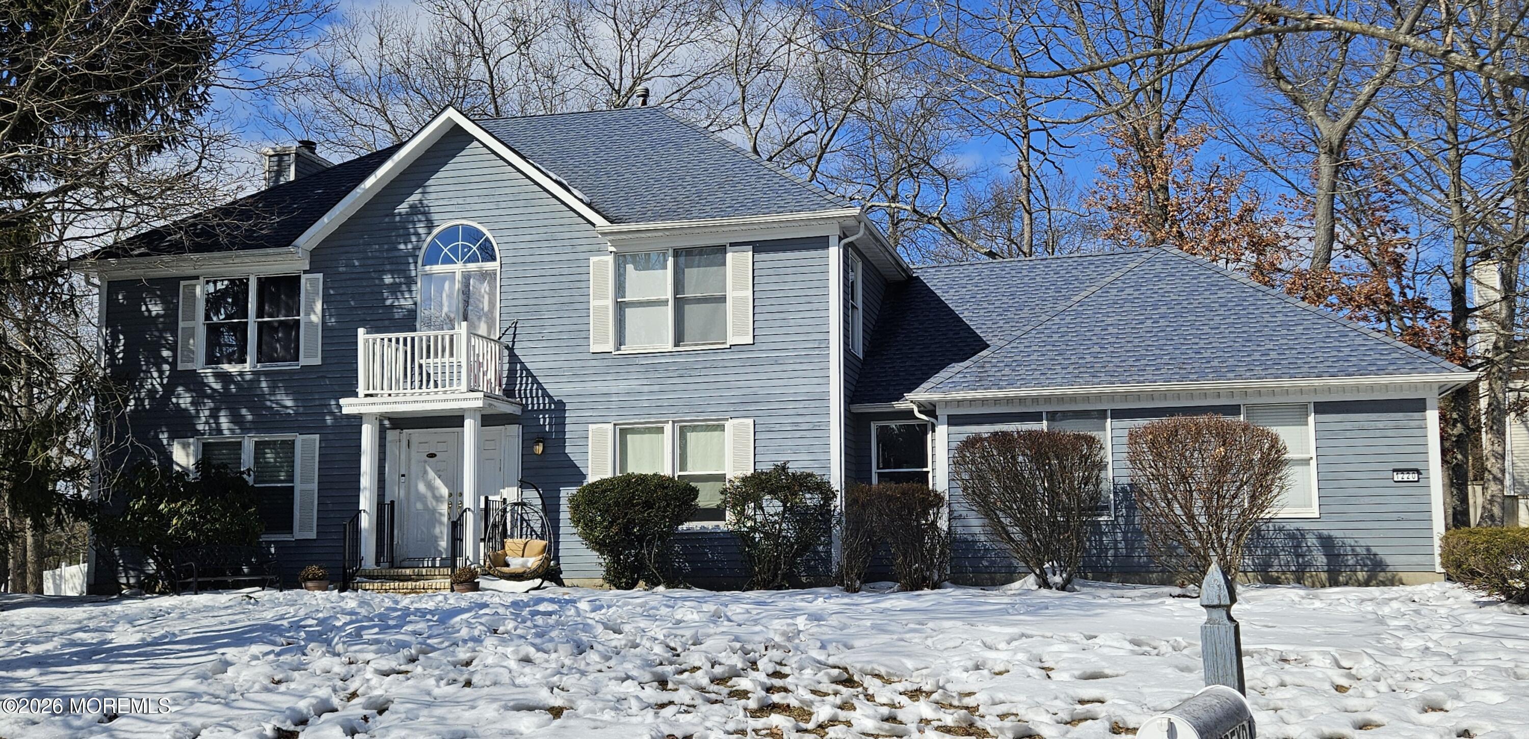 1220 Fox Hollow Drive