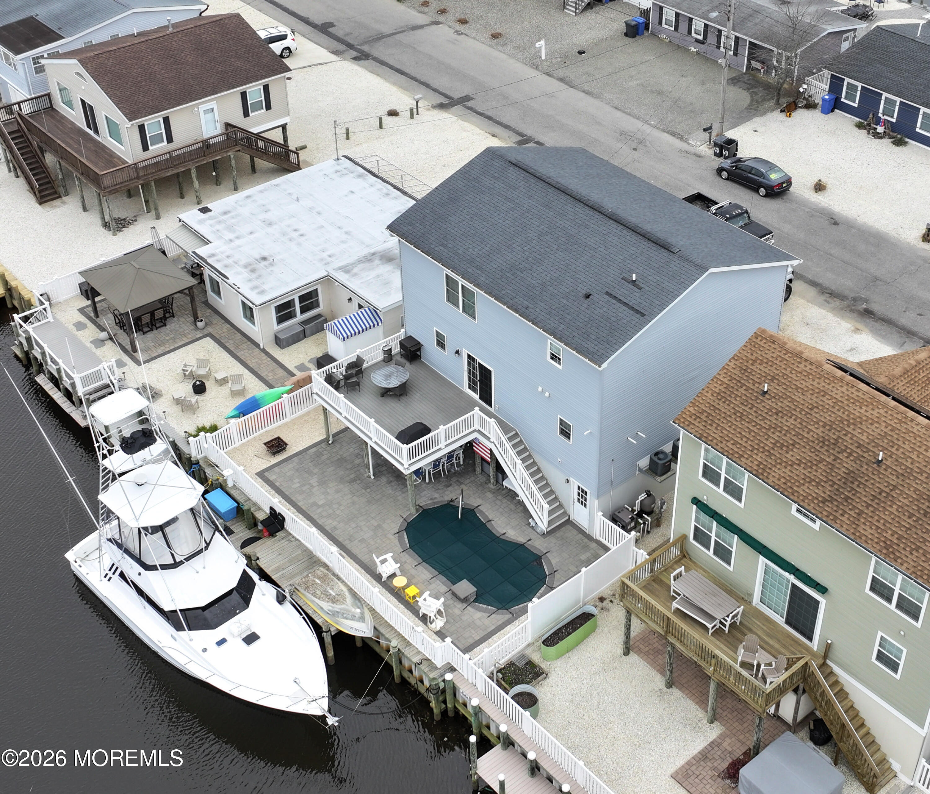 48 Albert Drive