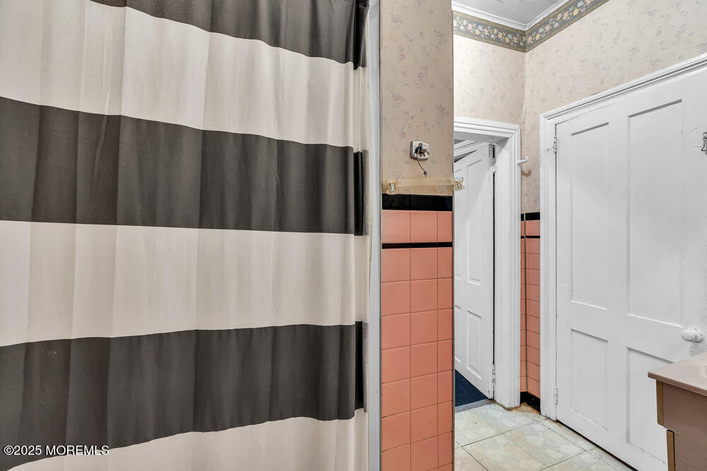 621 Sewall Avenue, Asbury Park, New Jersey image 18