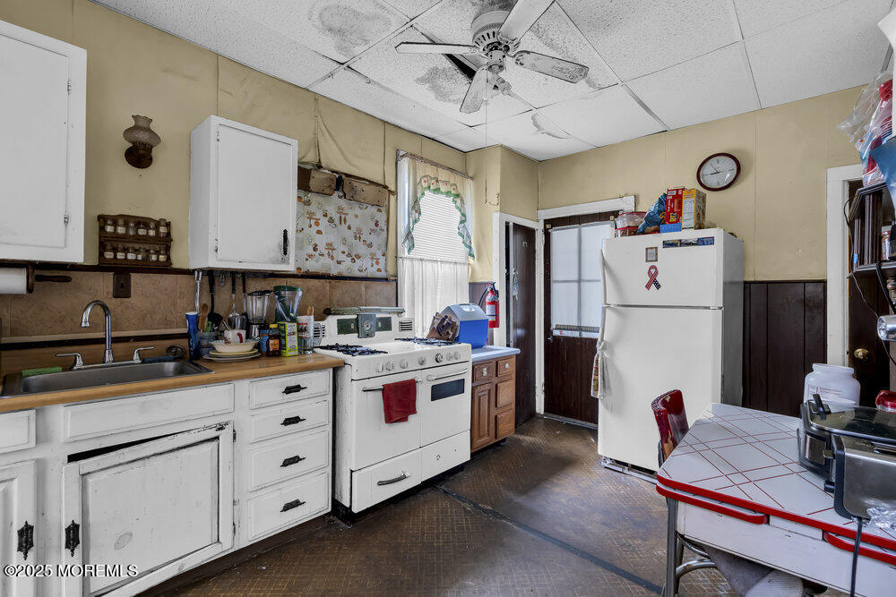 621 Sewall Avenue, Asbury Park, New Jersey image 14