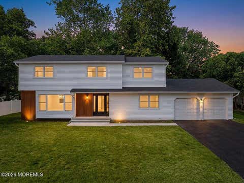 Homes For Sale - 6 Geanne Way<br/> Marlboro, NJ 07746