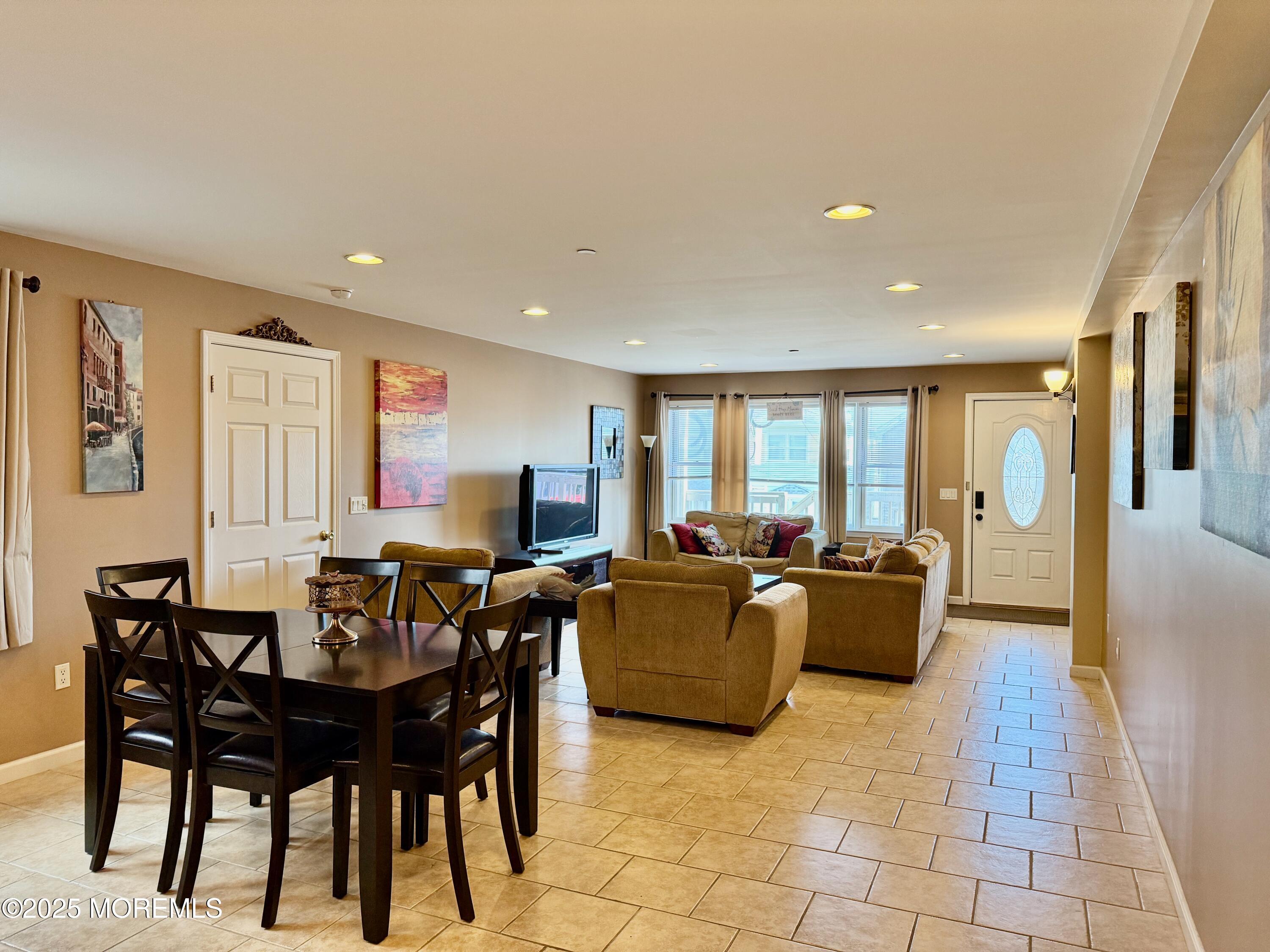 132 Hancock Avenue 3