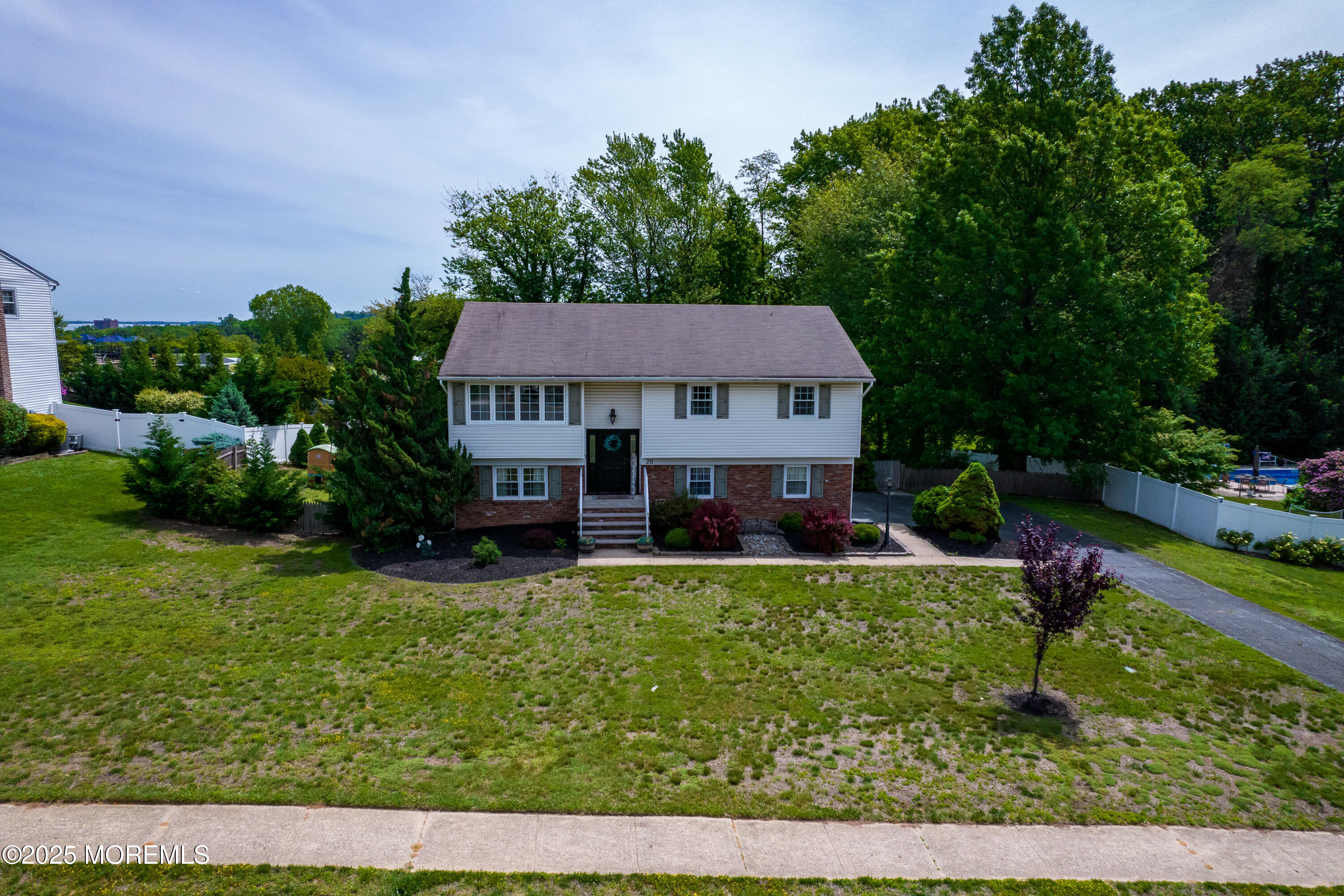 20 Koosman Drive