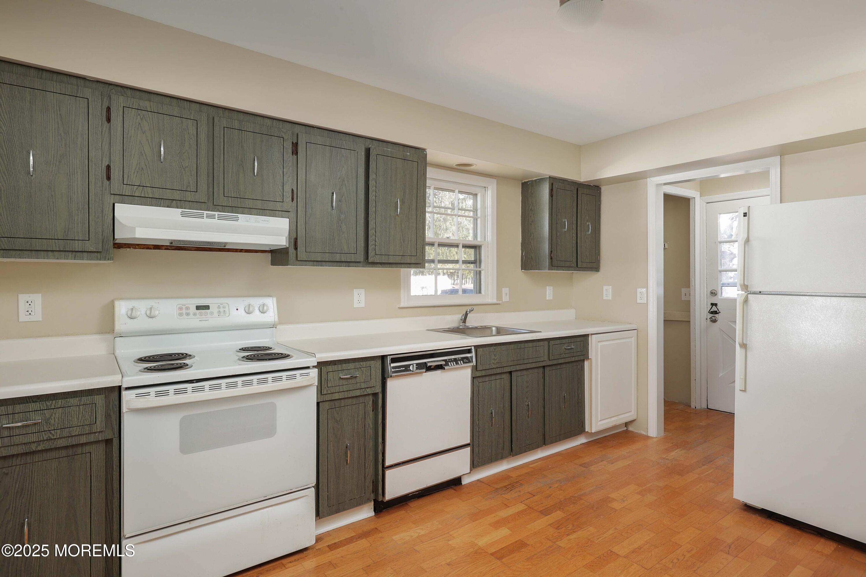 15 Dover Walk #1015, Toms River, New Jersey image 11