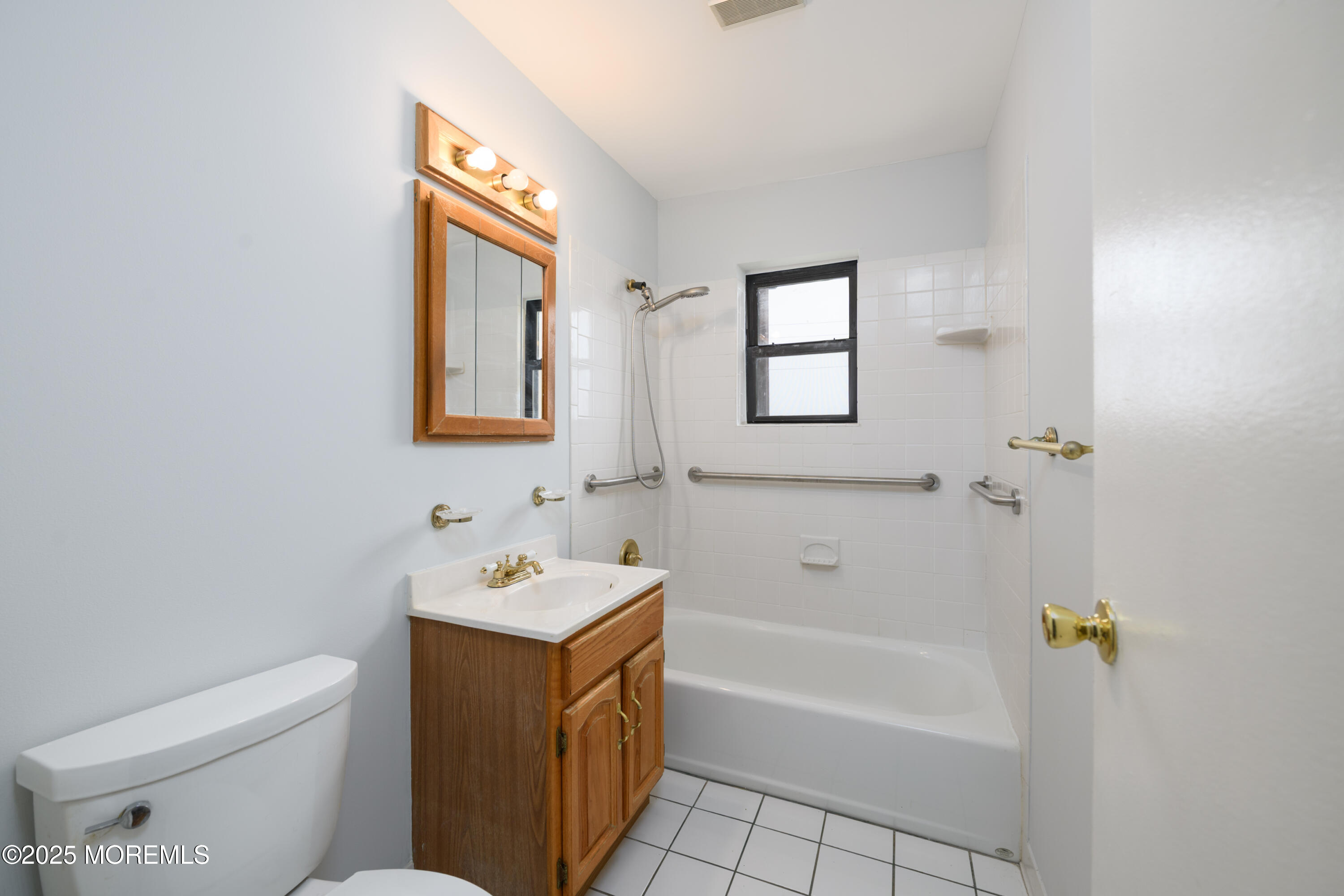 122 Wharfside Drive, Monmouth Beach, New Jersey image 10