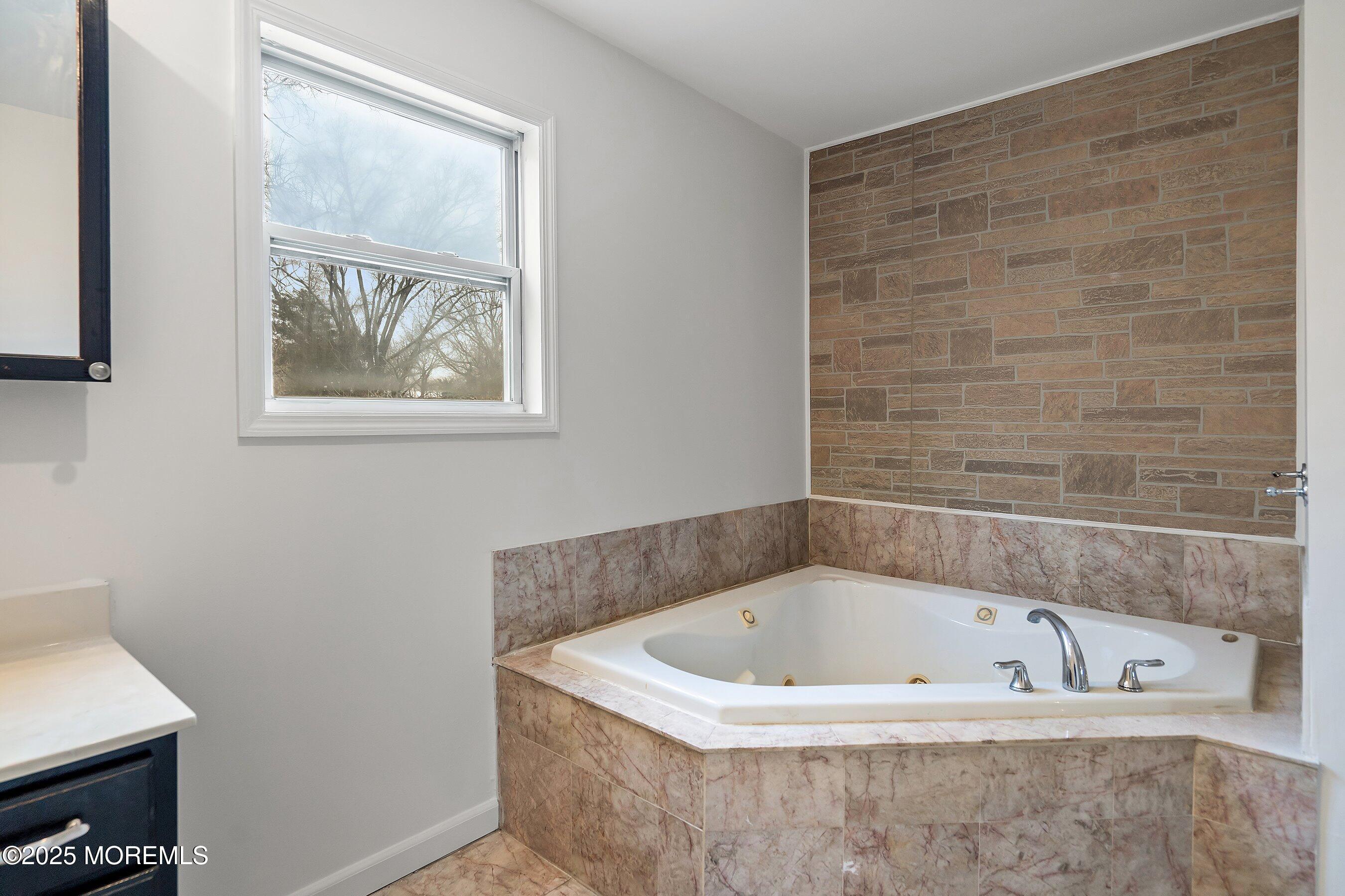 10 Freewood Street, Howell, South Dakota image 22