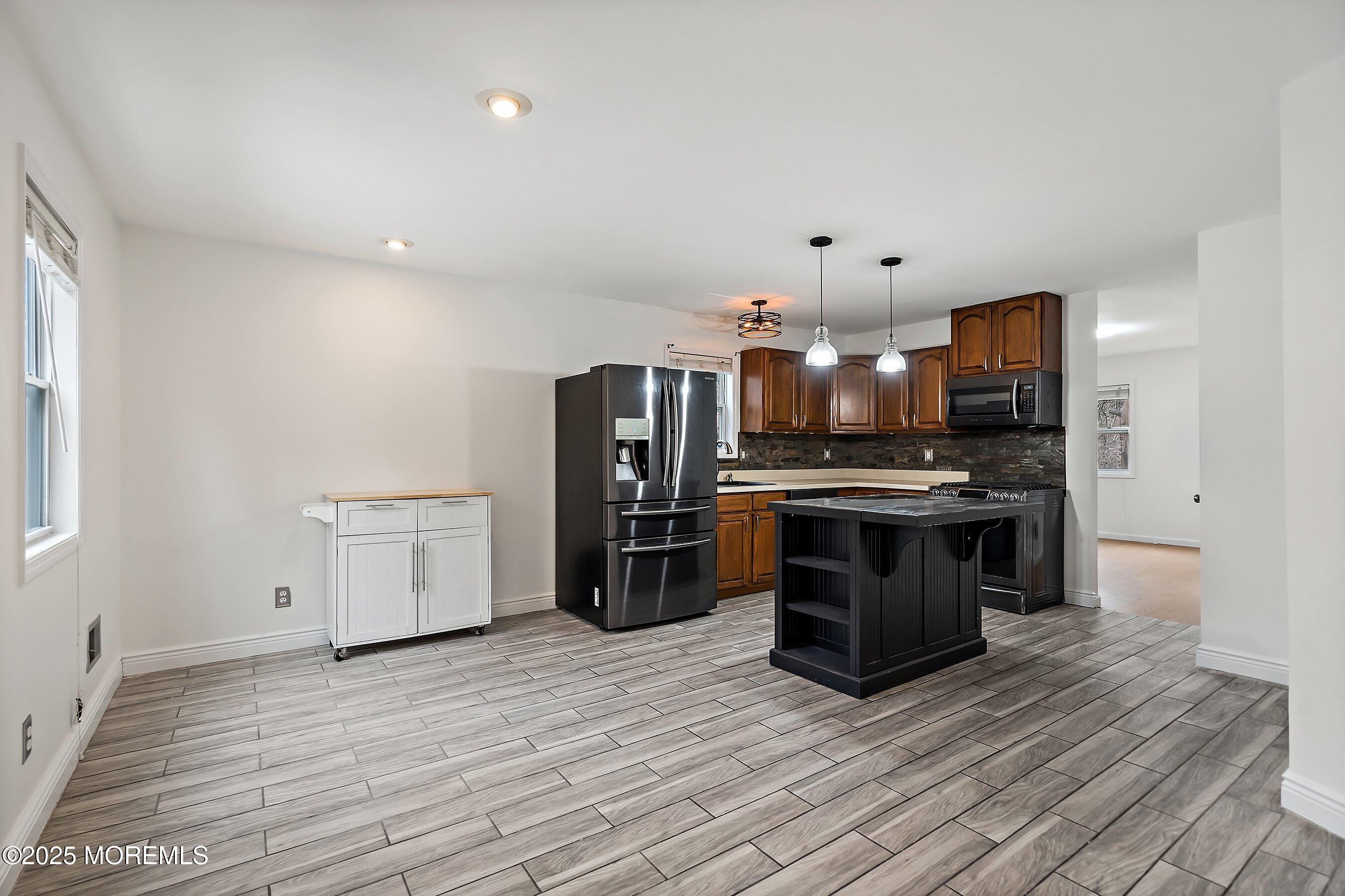 10 Freewood Street, Howell, South Dakota image 13