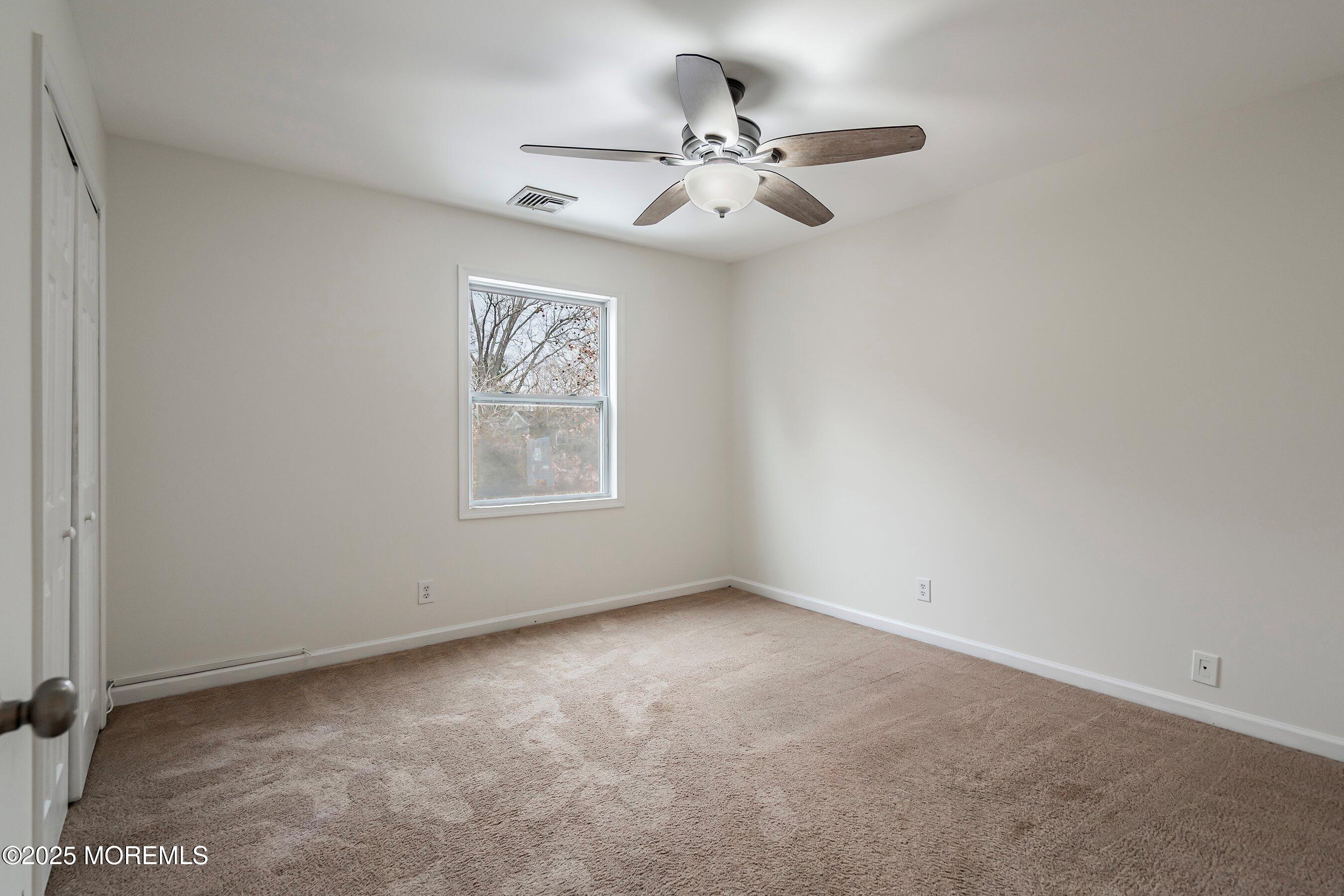 10 Freewood Street, Howell, South Dakota image 24