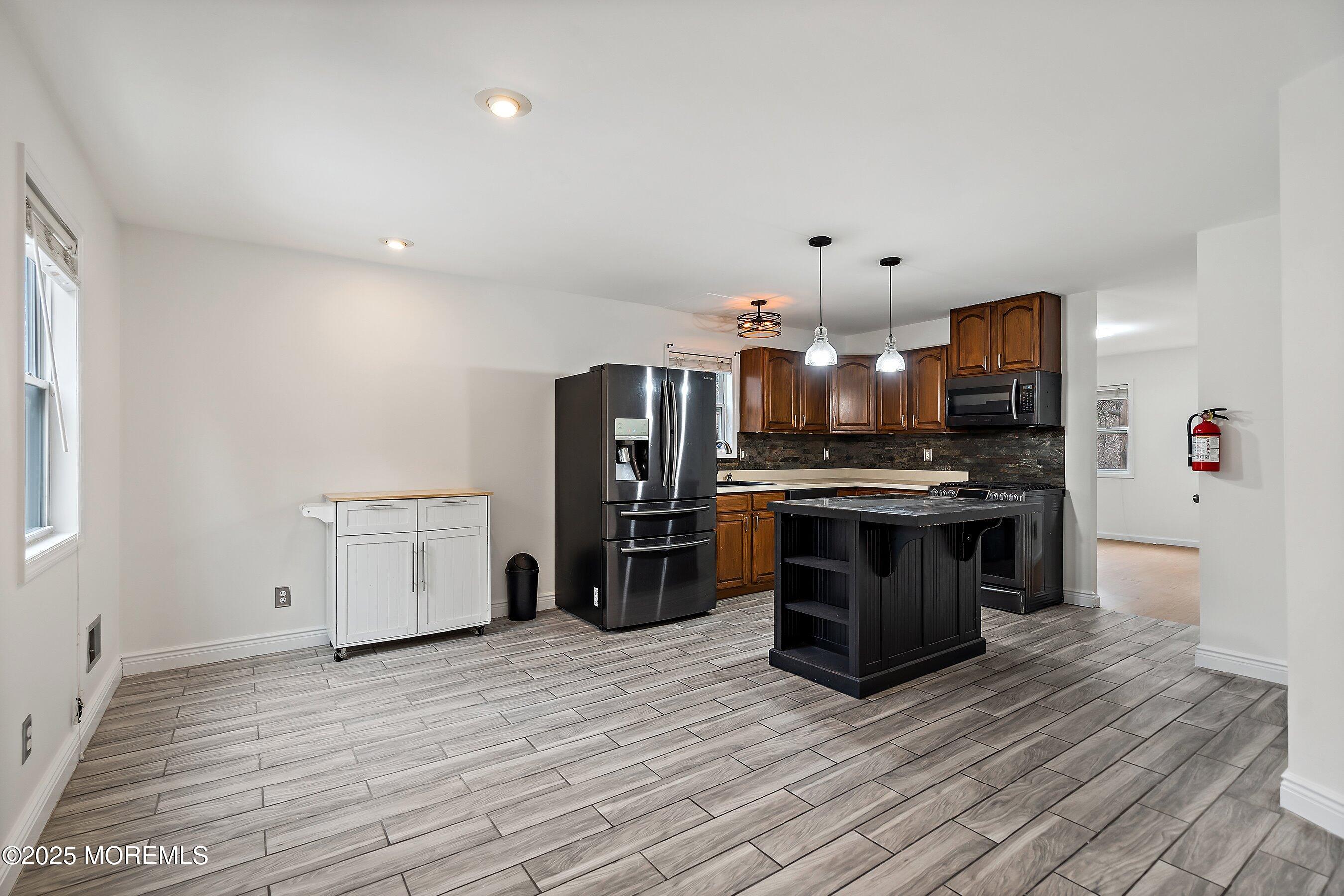 10 Freewood Street, Howell, South Dakota image 12