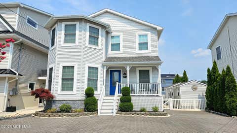 Homes For Rent - 24 Dorothy Drive<br/> Manahawkin, NJ 08050
