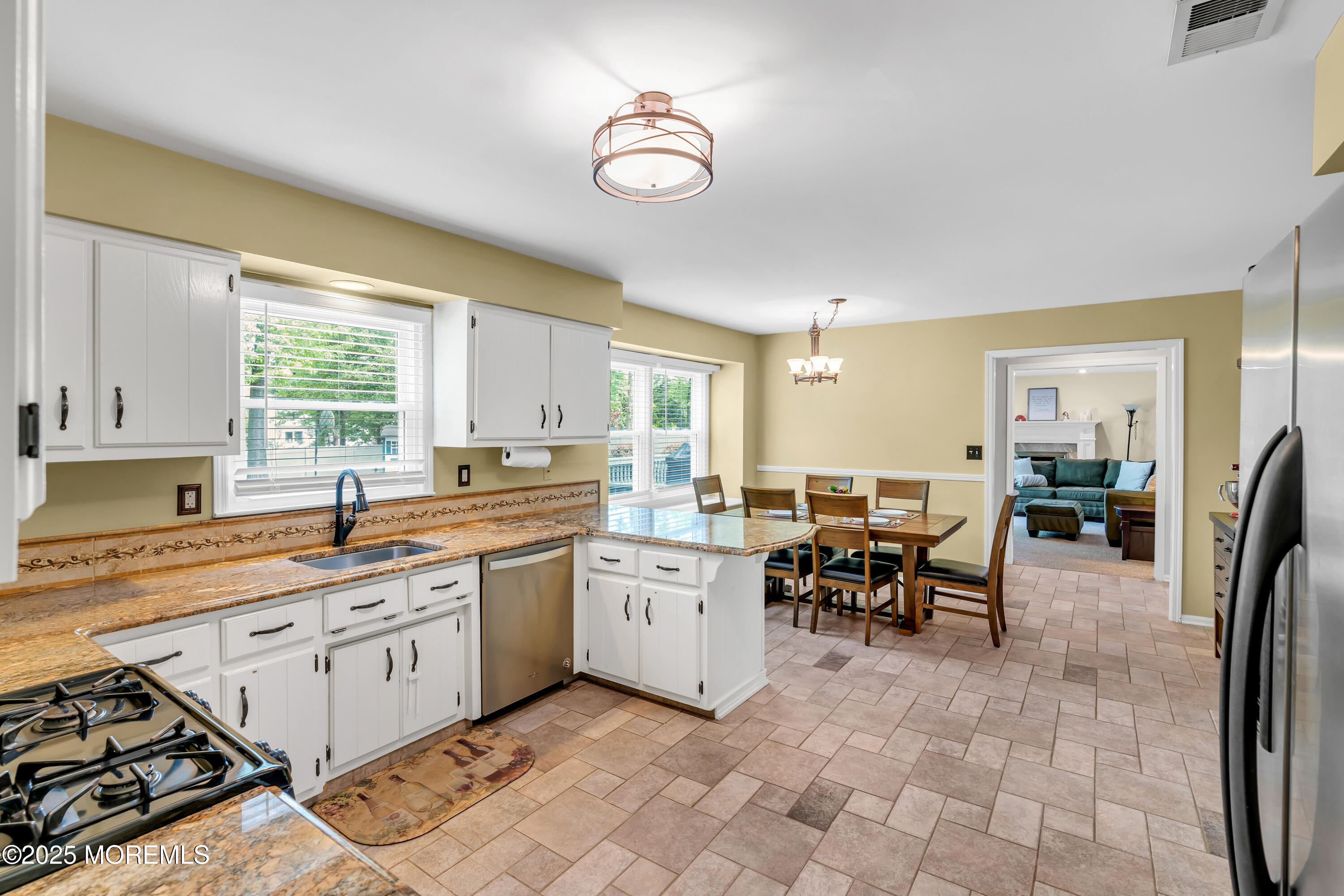 48 Sandpiper Drive, Manalapan, New Jersey image 11