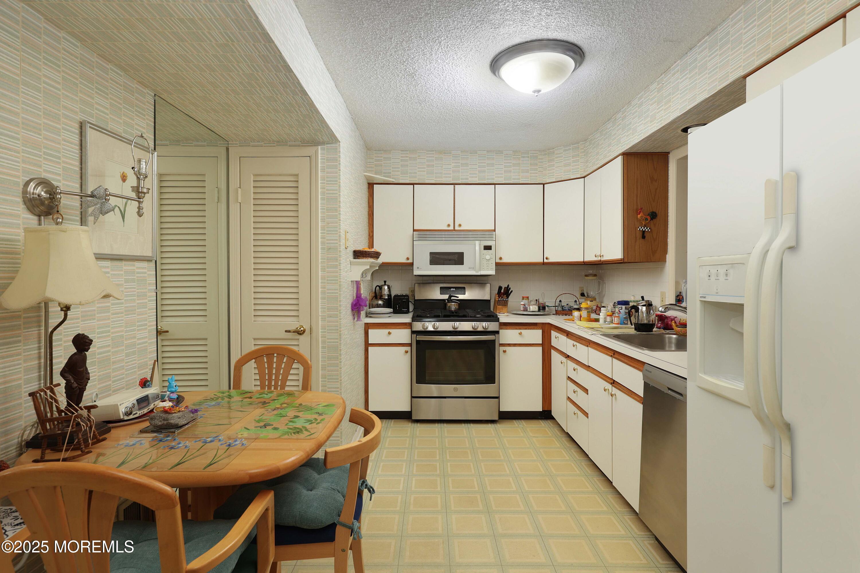 3 Riva Boulevard, Brick, New Jersey image 10