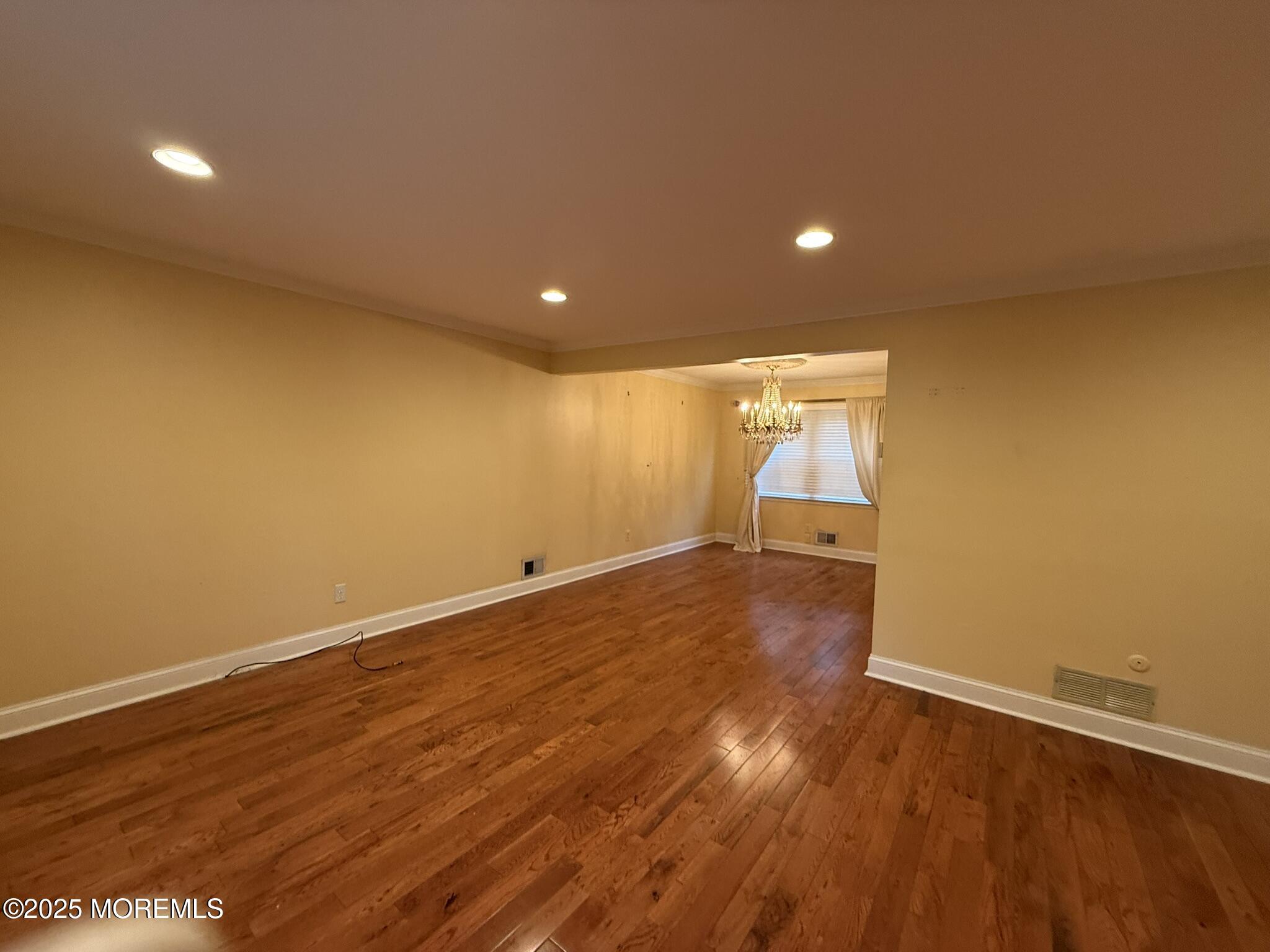 20 Alberta Drive, Marlboro, New Jersey image 23