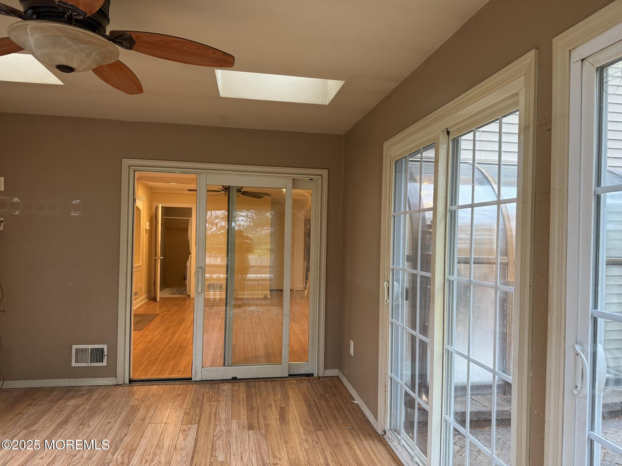 20 Alberta Drive, Marlboro, New Jersey image 5