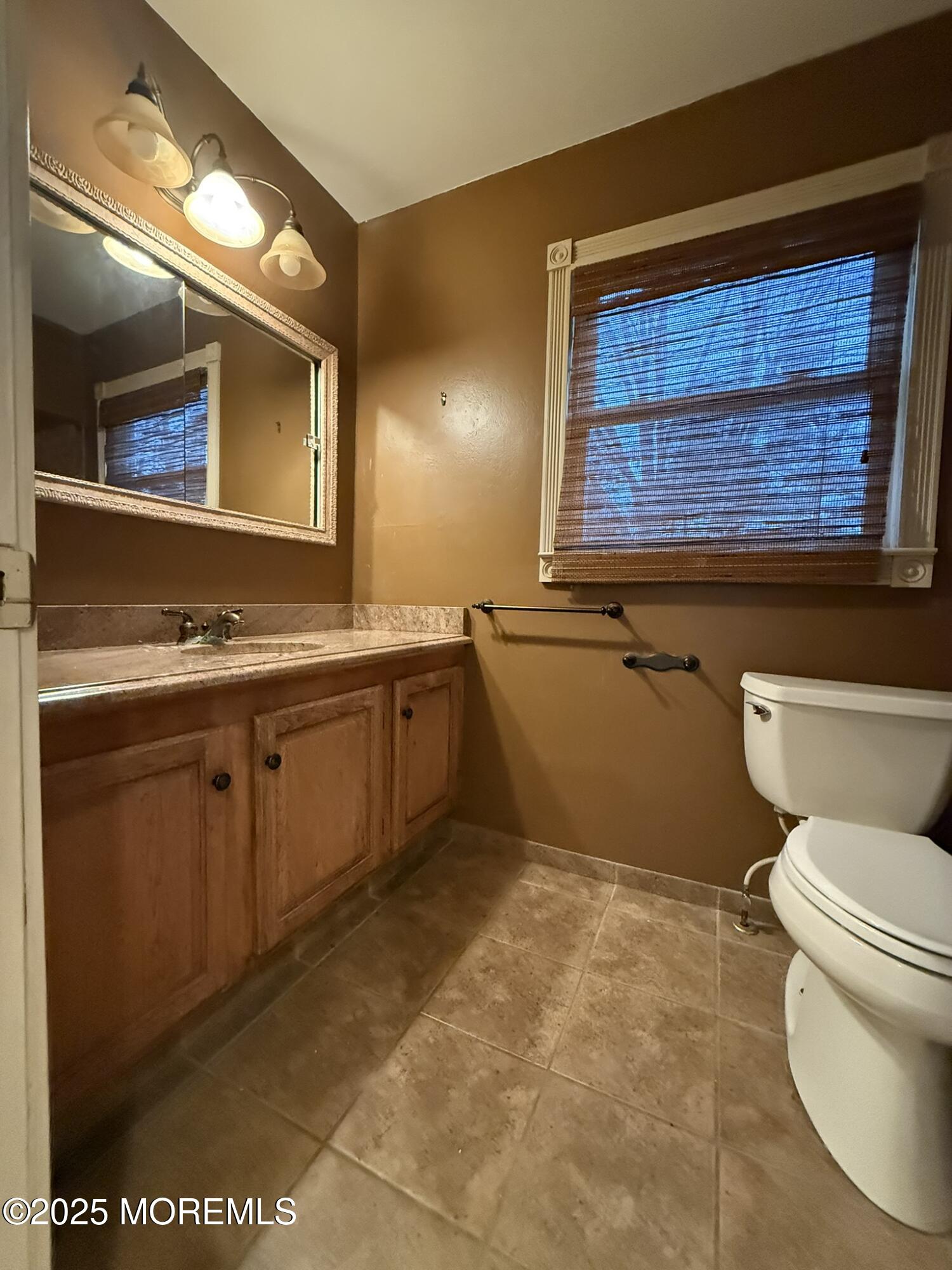 20 Alberta Drive, Marlboro, New Jersey image 19