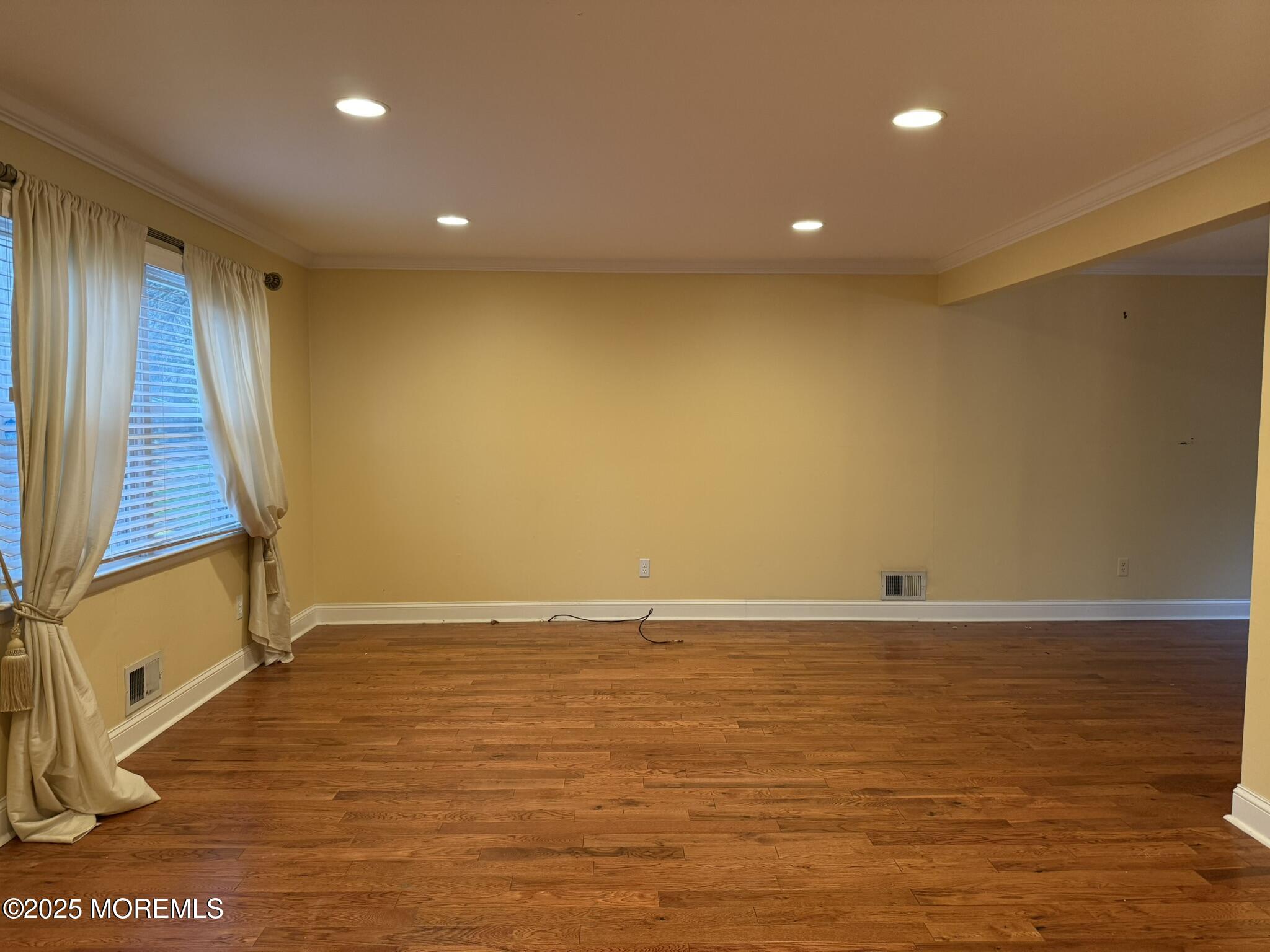 20 Alberta Drive, Marlboro, New Jersey image 8