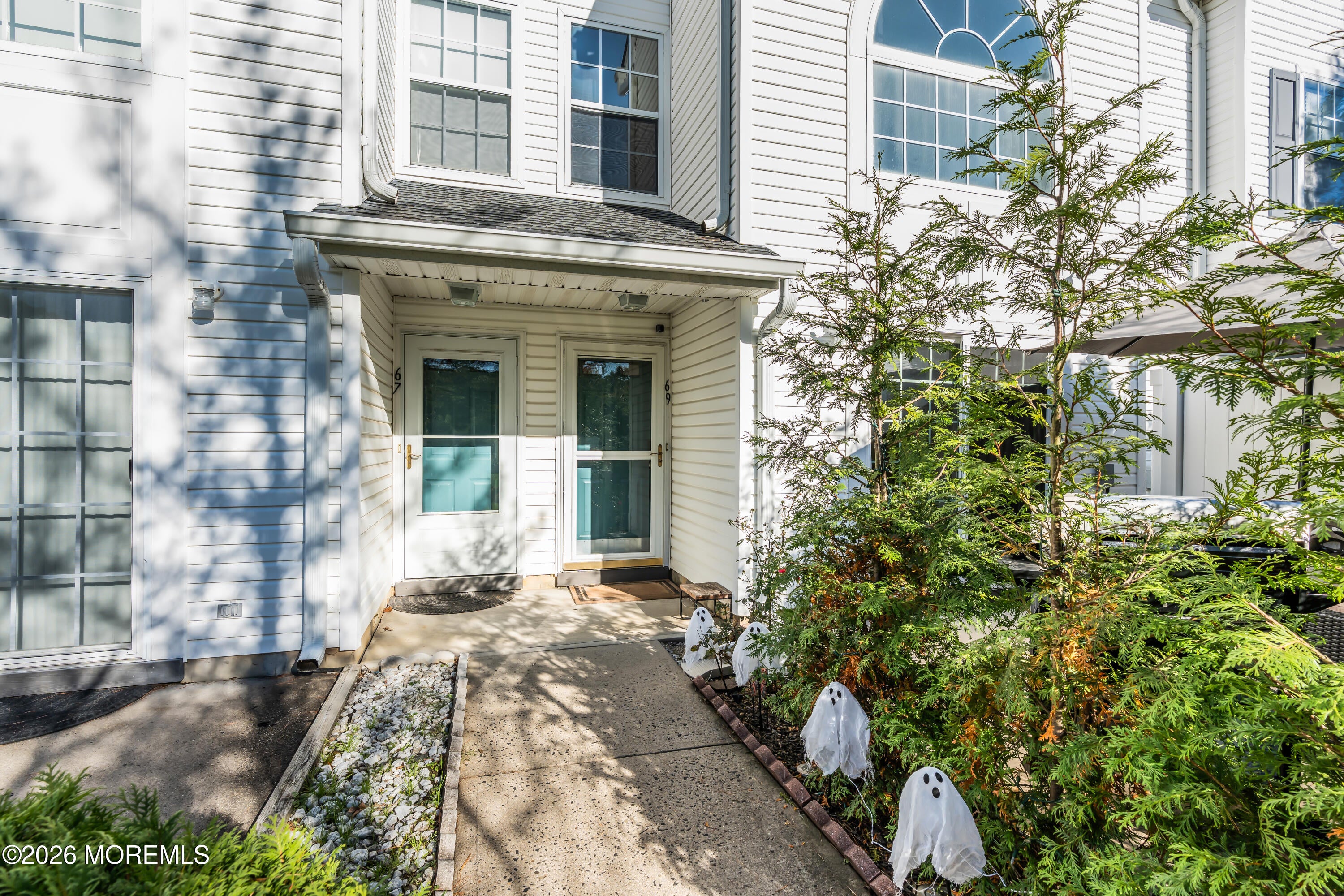69 Madison Court