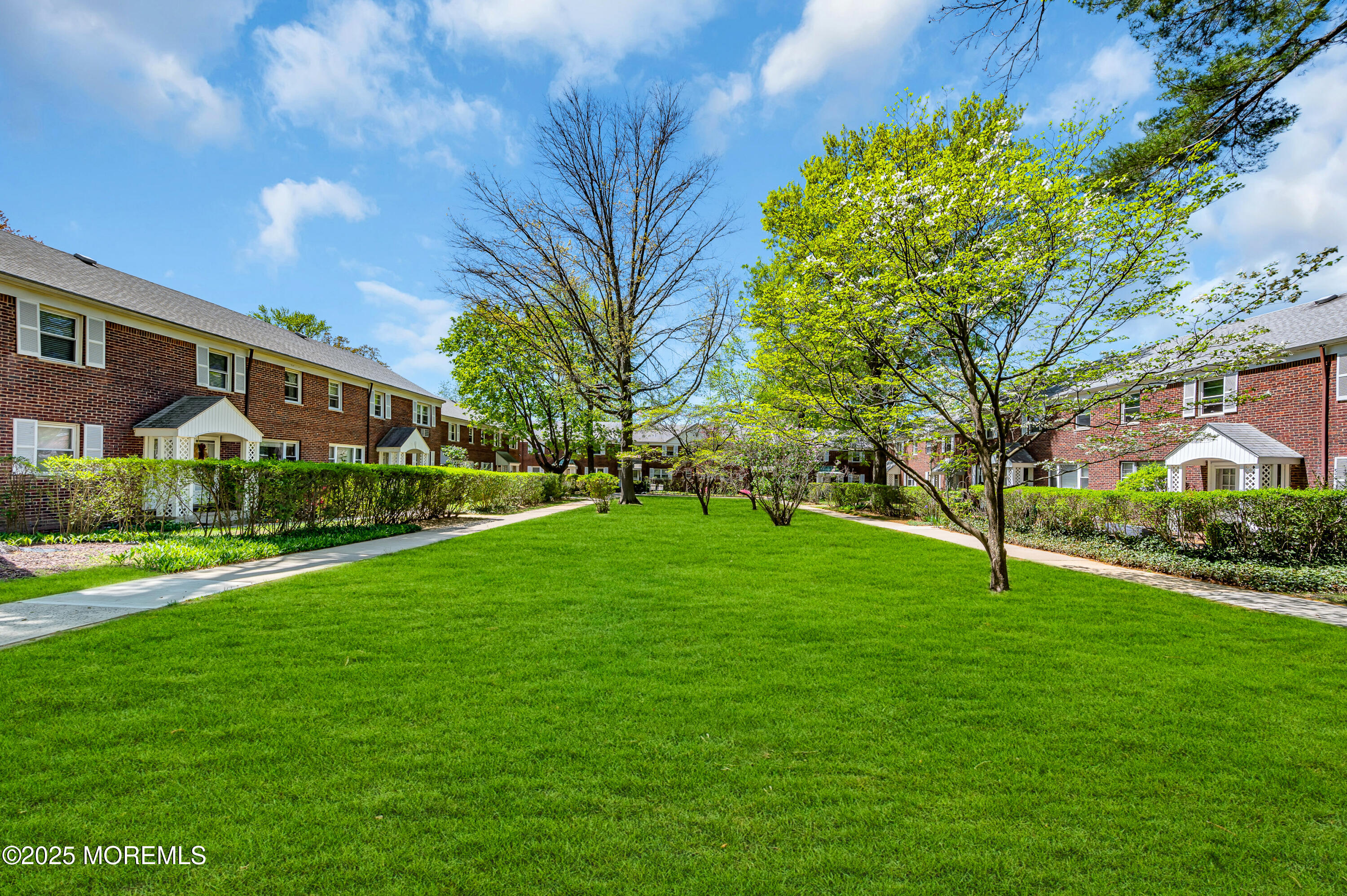 142 Manor Drive, Red Bank, New Jersey image 21