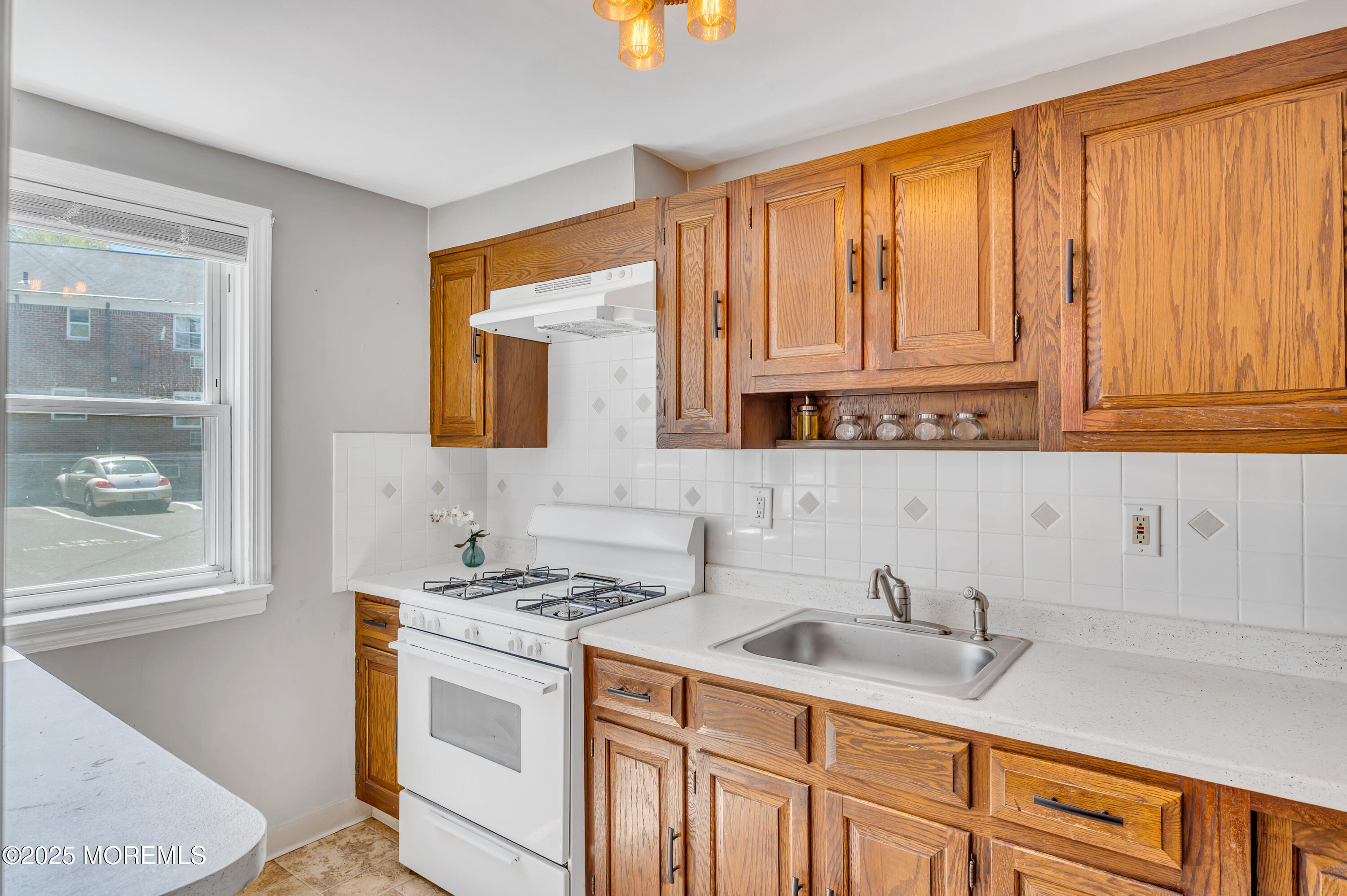142 Manor Drive, Red Bank, New Jersey image 11