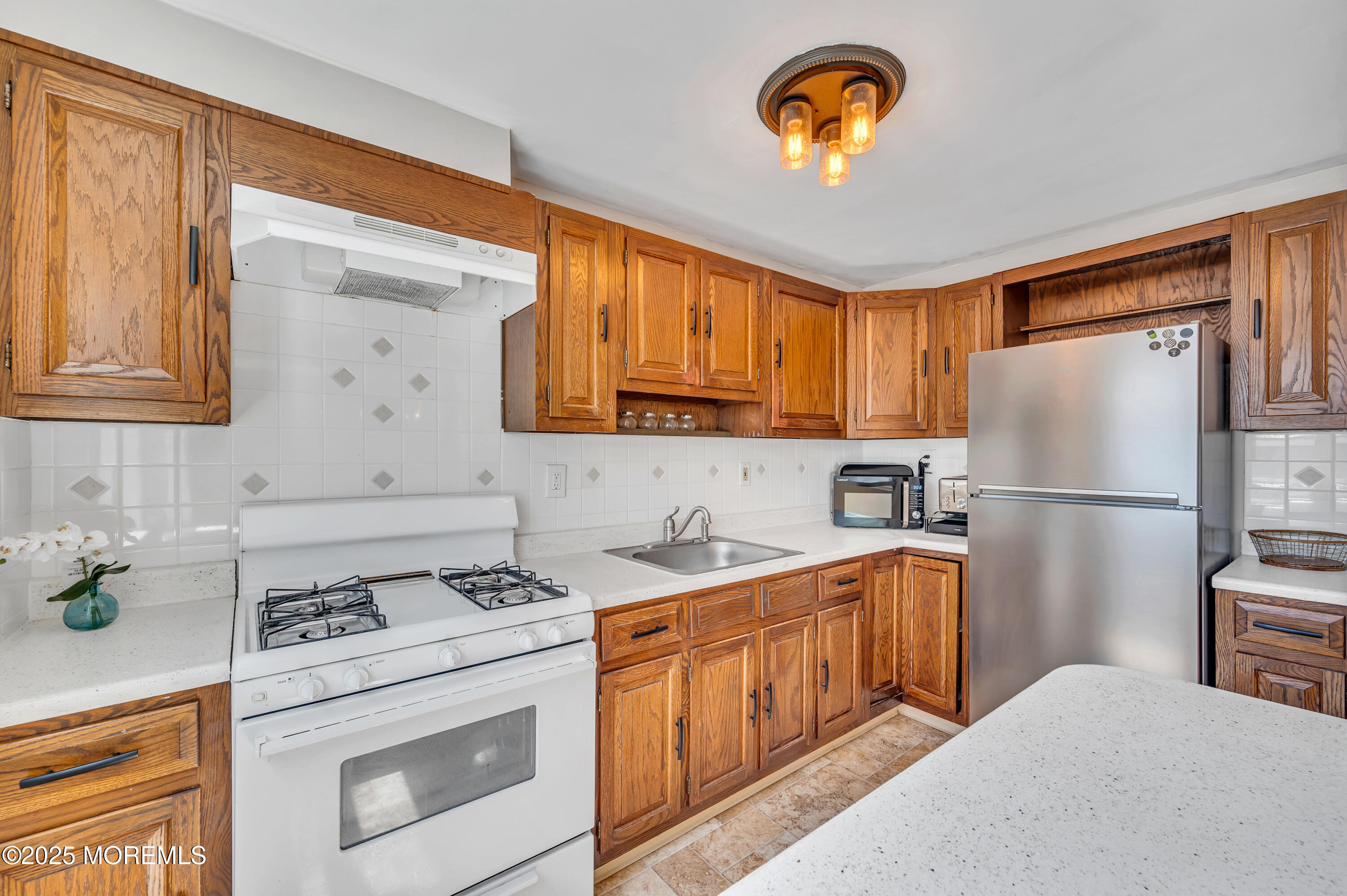 142 Manor Drive, Red Bank, New Jersey image 12