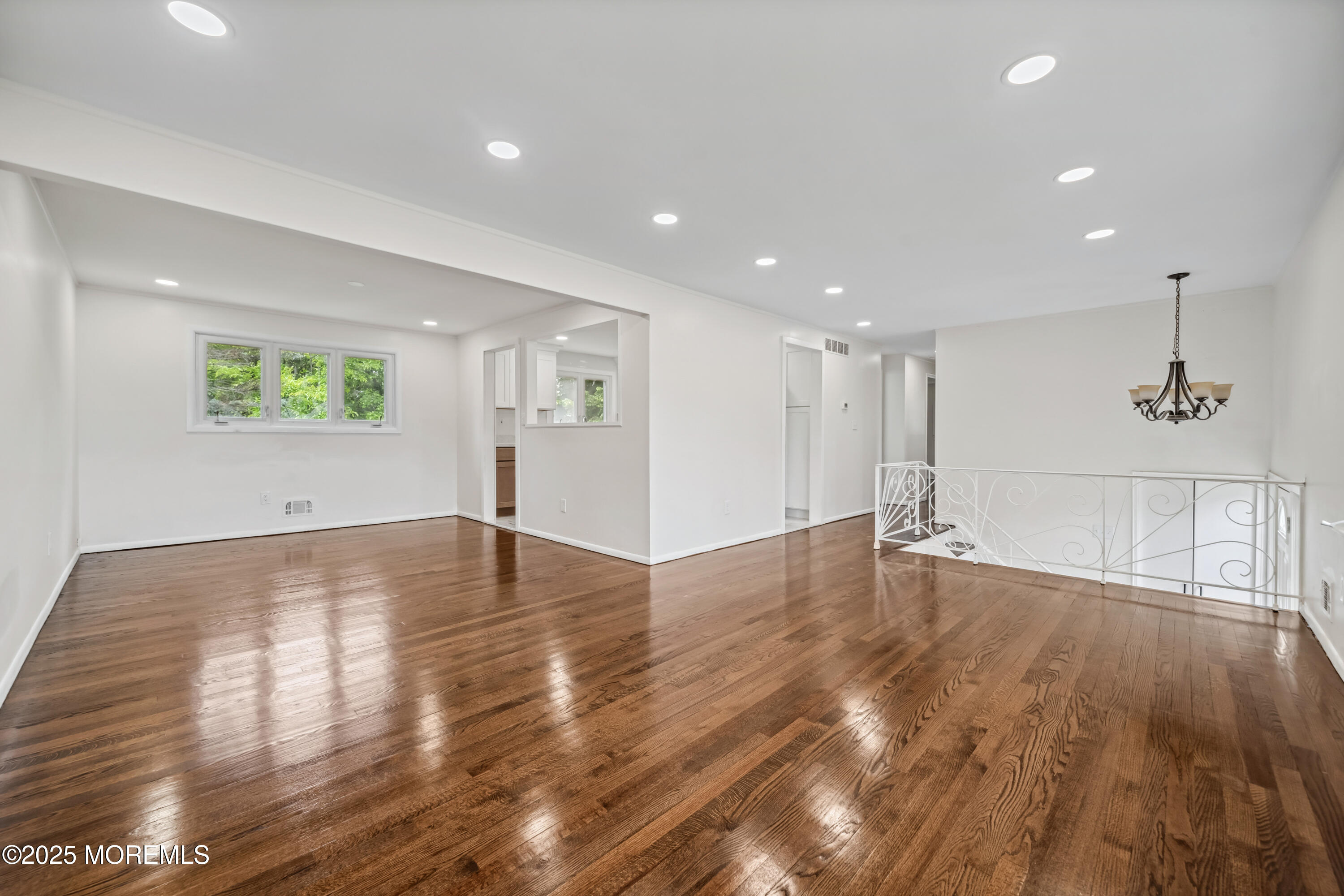 344 Colonial Drive, Toms River, New Jersey image 5