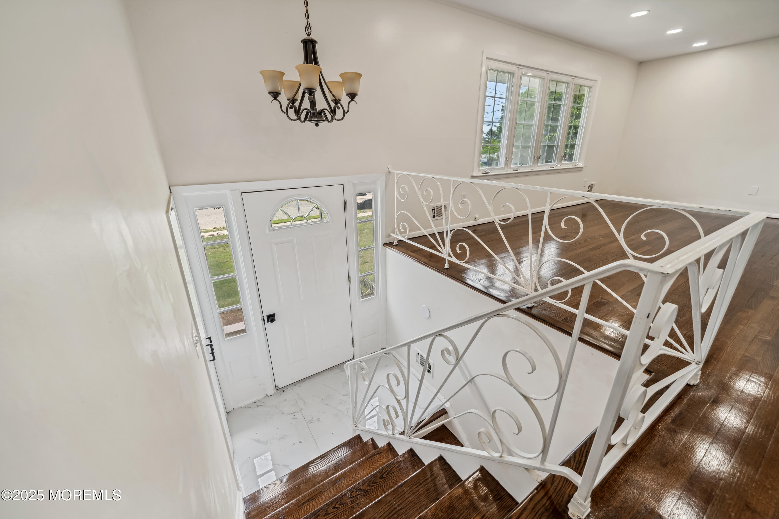 344 Colonial Drive, Toms River, New Jersey image 4