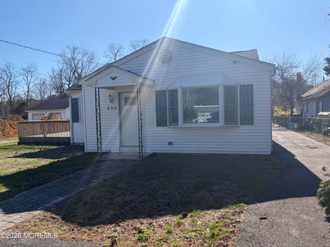 Homes For Rent - 633 Hulses Corner Road<br/> Howell, NJ 07731