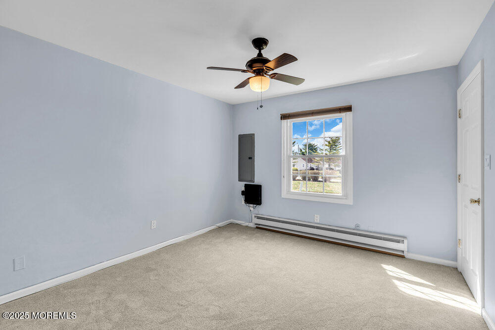 5 Plaza De Las Flores #C, Freehold, New Jersey image 18