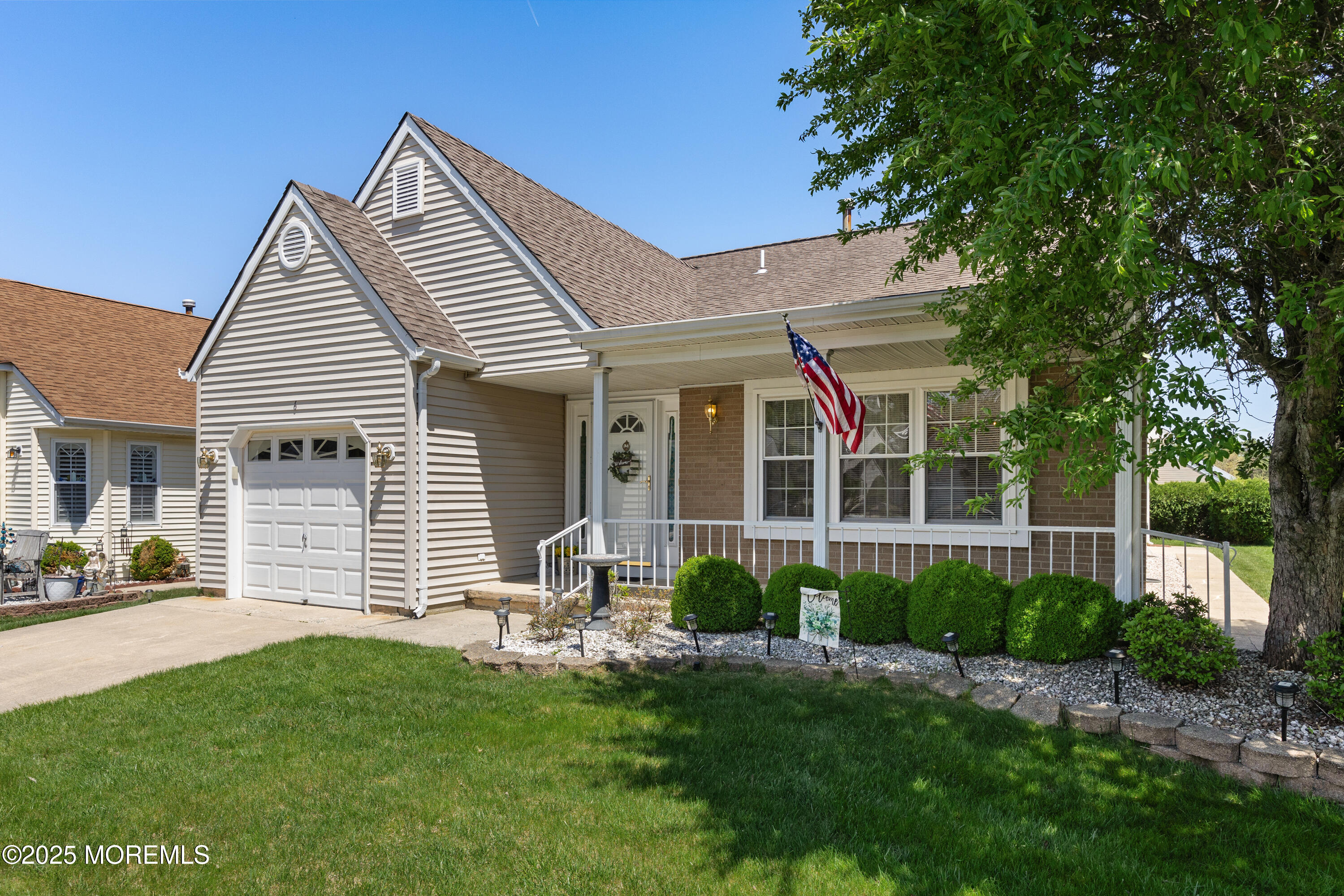 6 Trent Drive, Toms River, New Jersey image 2