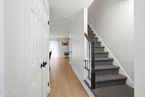 MLS: 22619209
