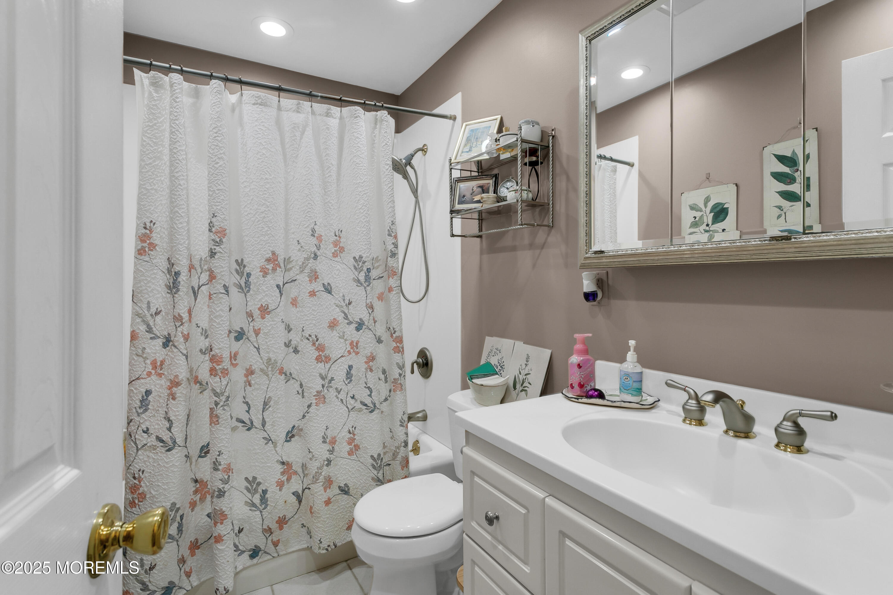 206 Peachwood Road, Middletown, New Jersey image 17