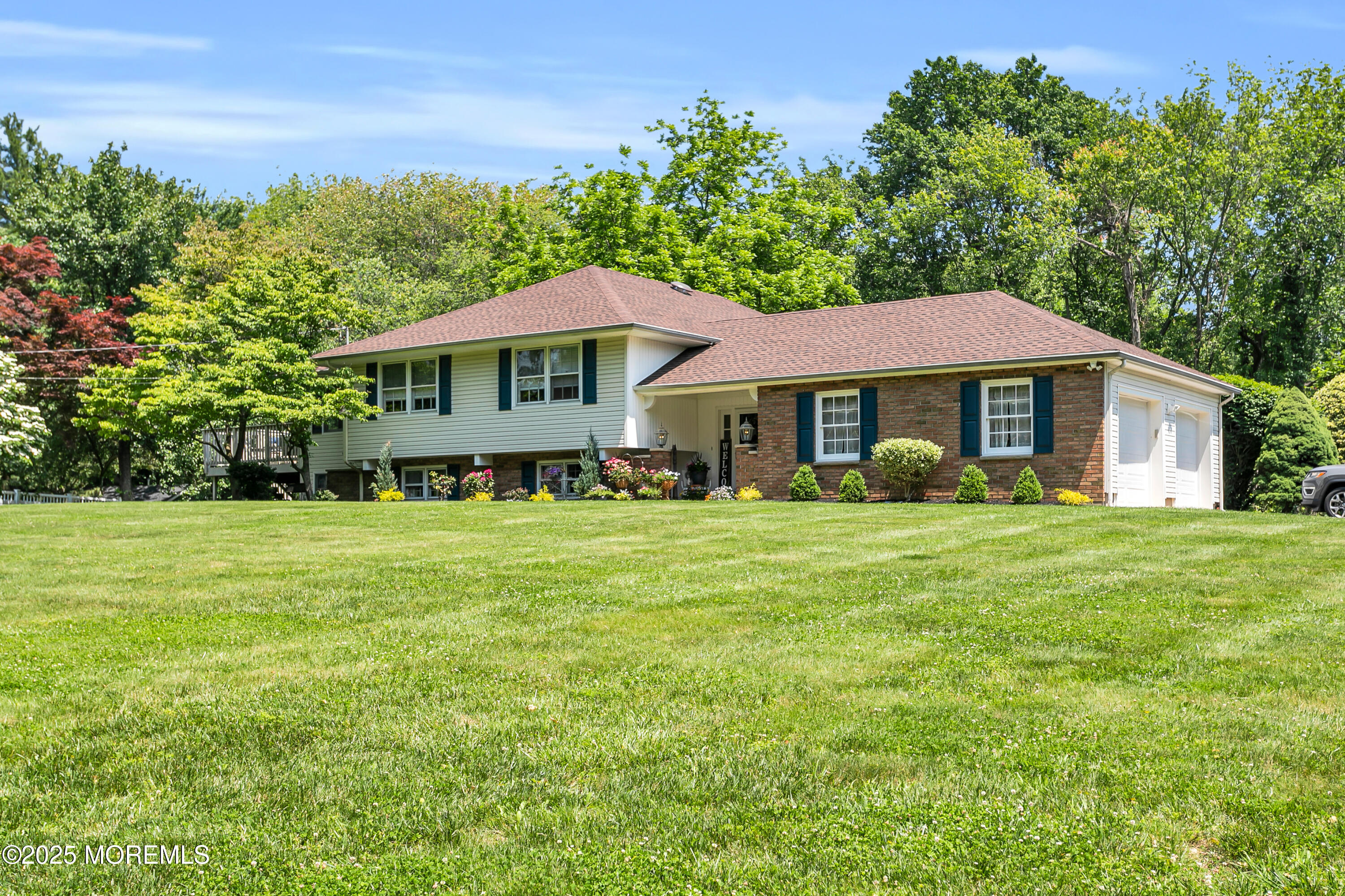 206 Peachwood Road, Middletown, New Jersey image 1