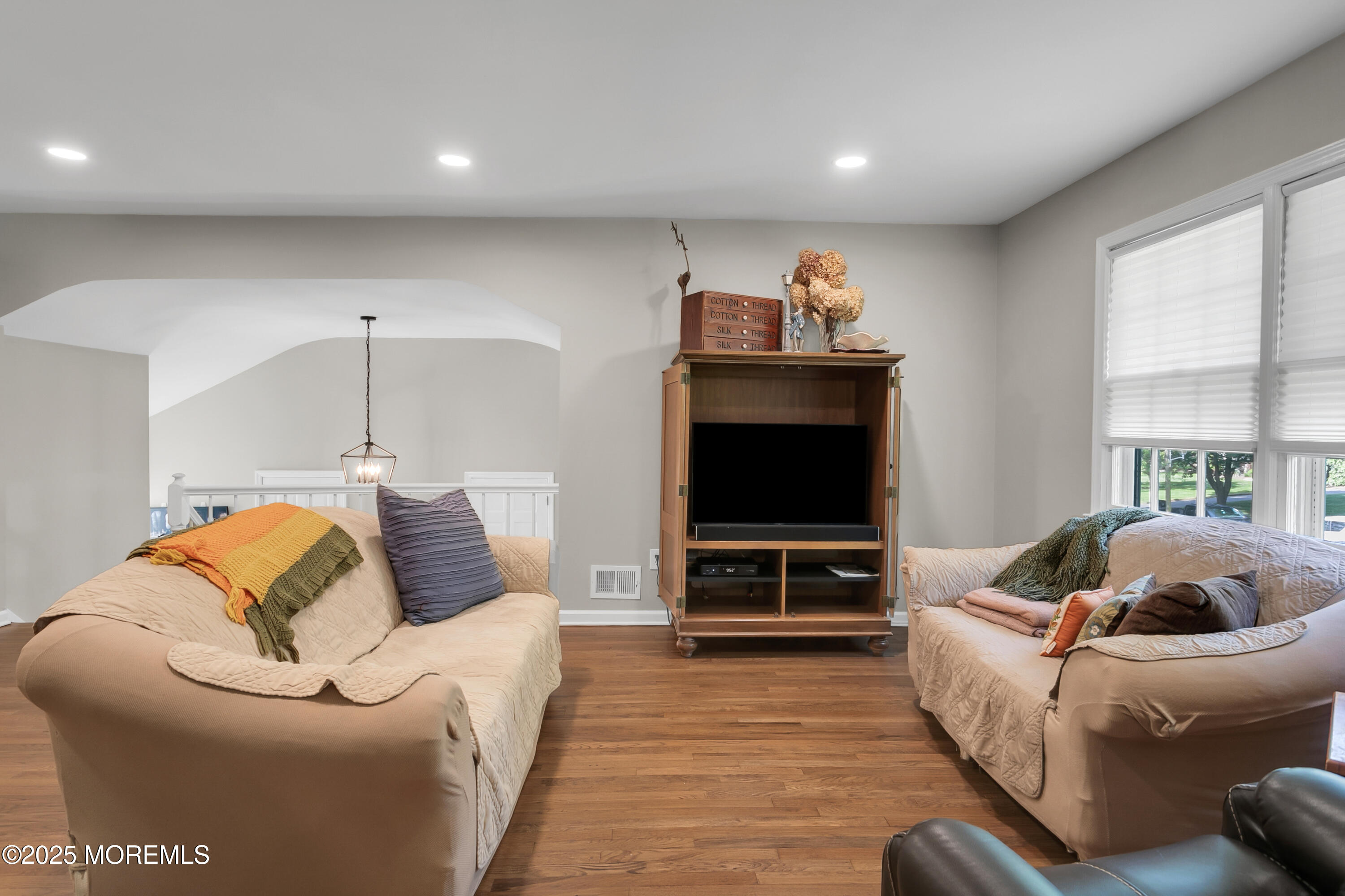 206 Peachwood Road, Middletown, New Jersey image 8