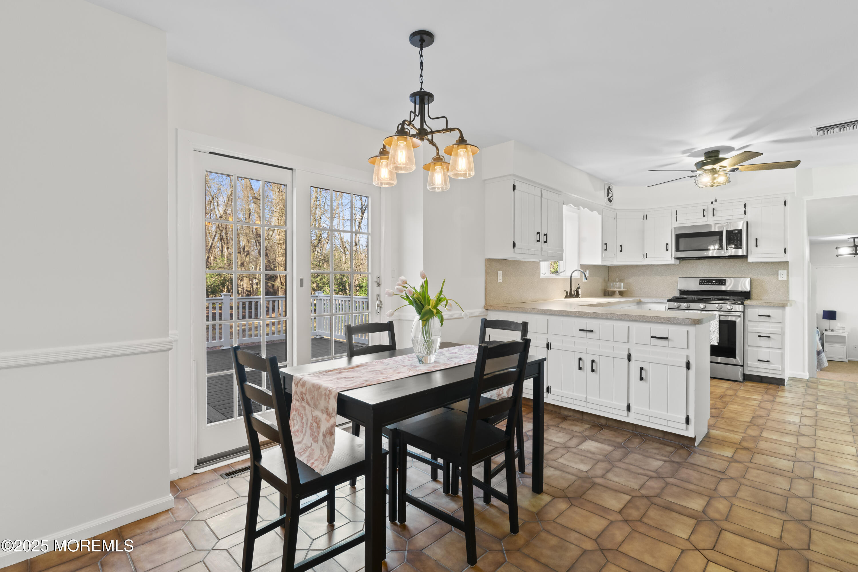 11 Rimwood Lane, Colts Neck, New Jersey image 11