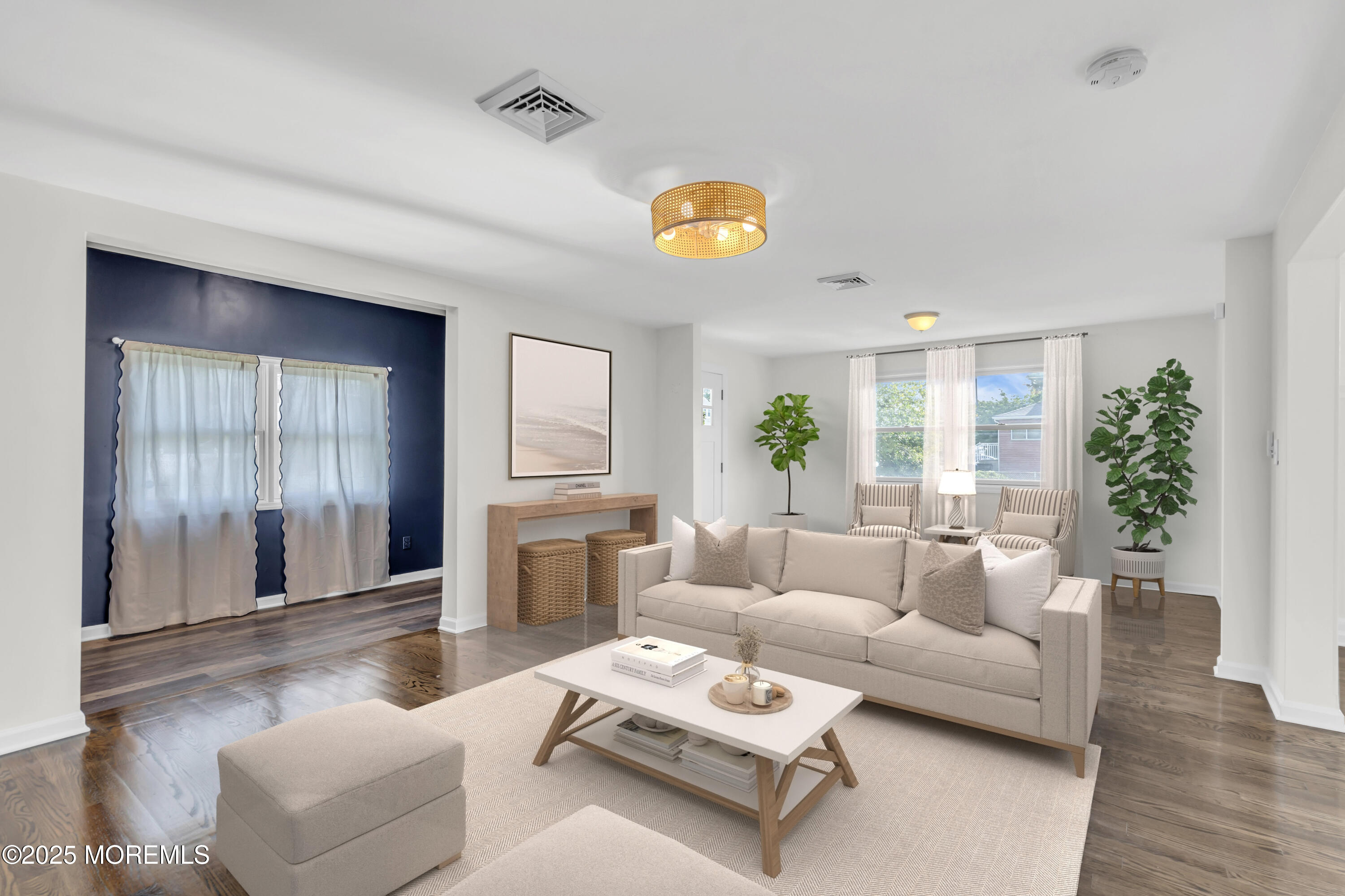 98 Seabreeze Avenue