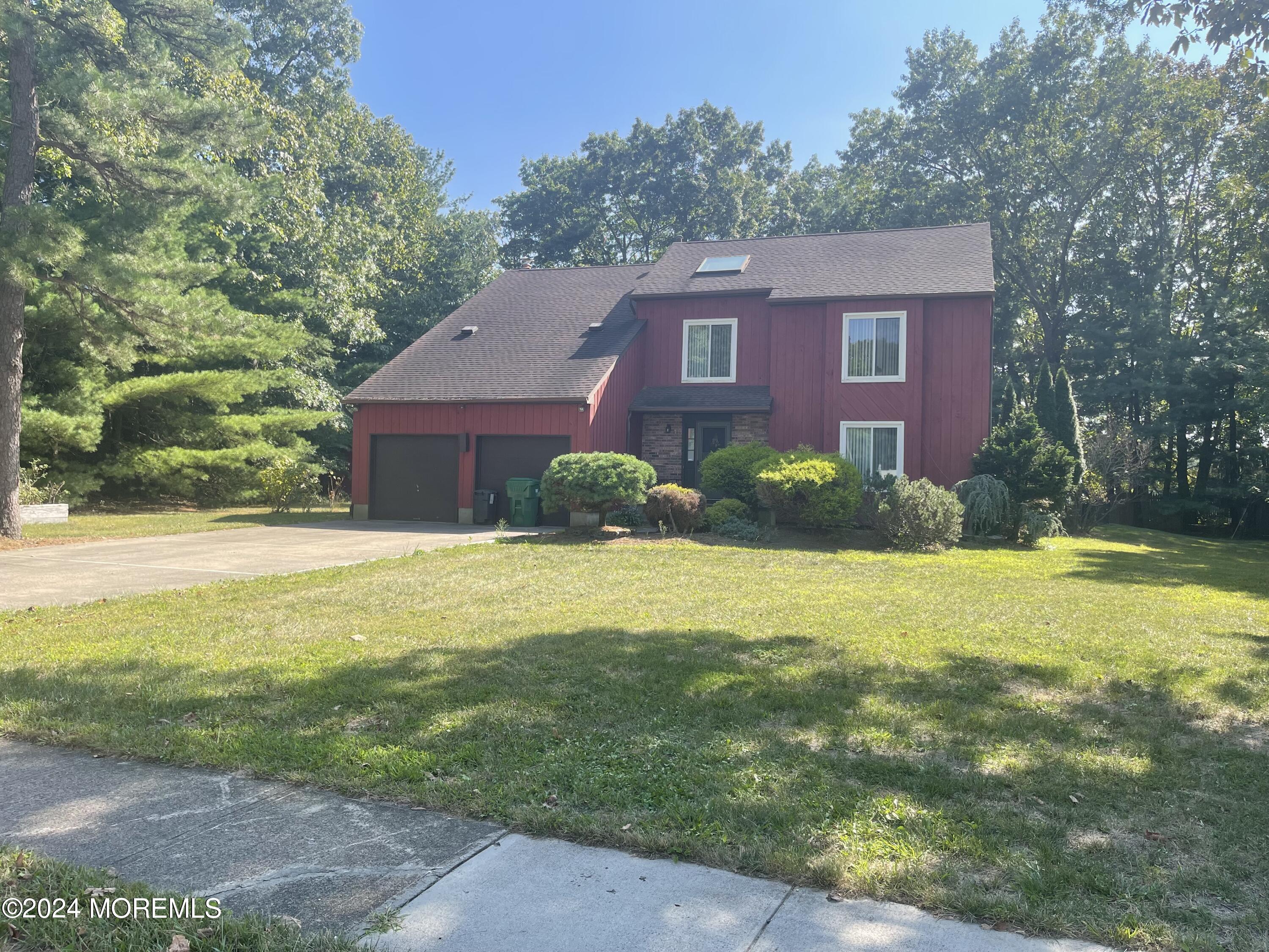 4 Rimwood Lane, Howell, New Jersey image 1