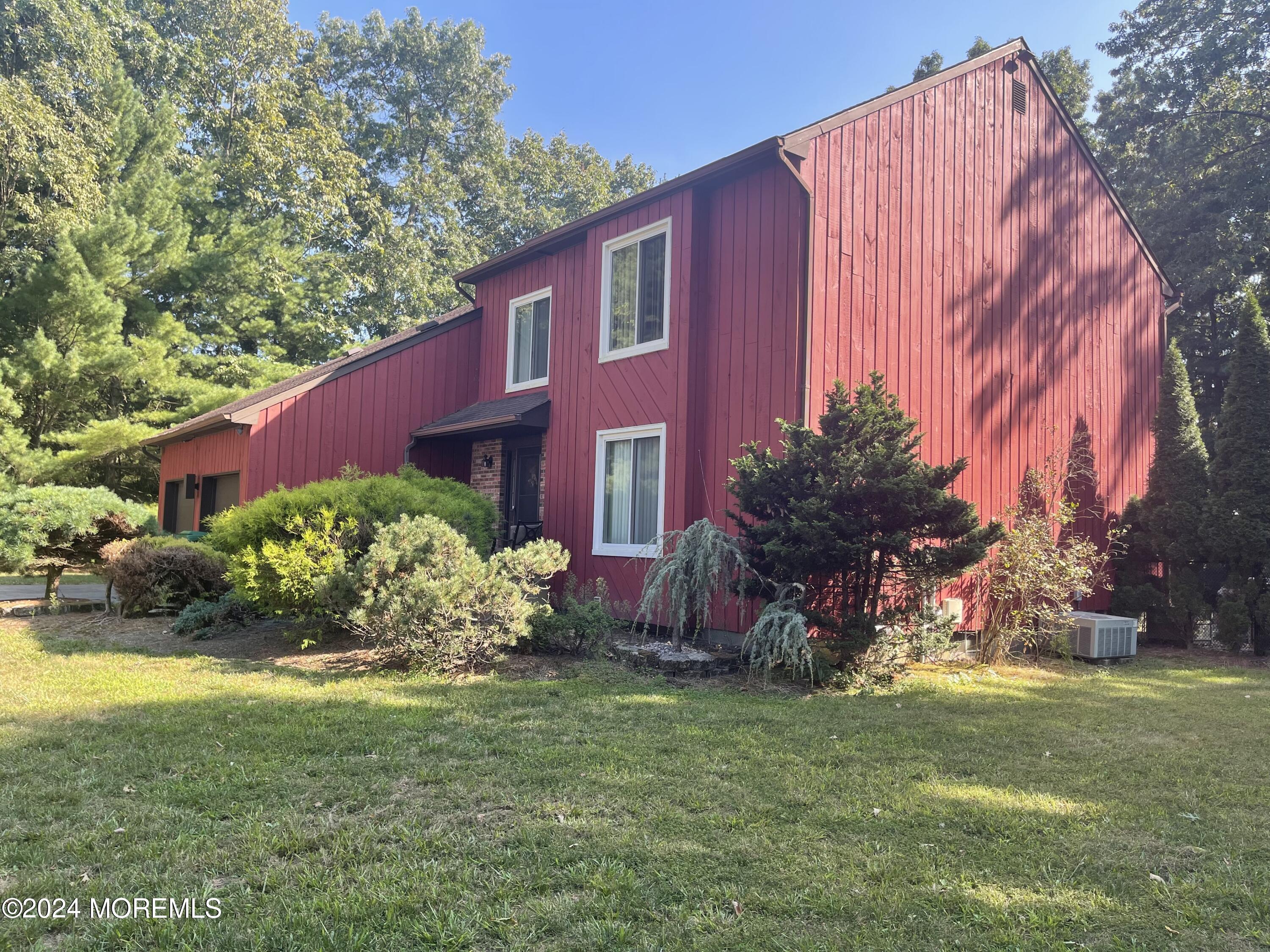 4 Rimwood Lane, Howell, New Jersey image 2