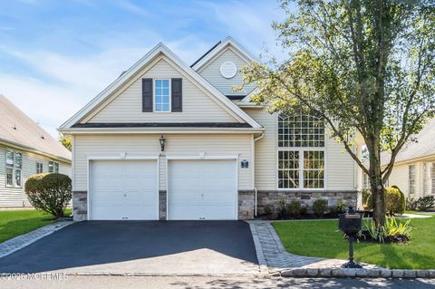 Photo of 53 Tallman Lane, Franklin Twp, NJ 08873 (MLS # 22530955)