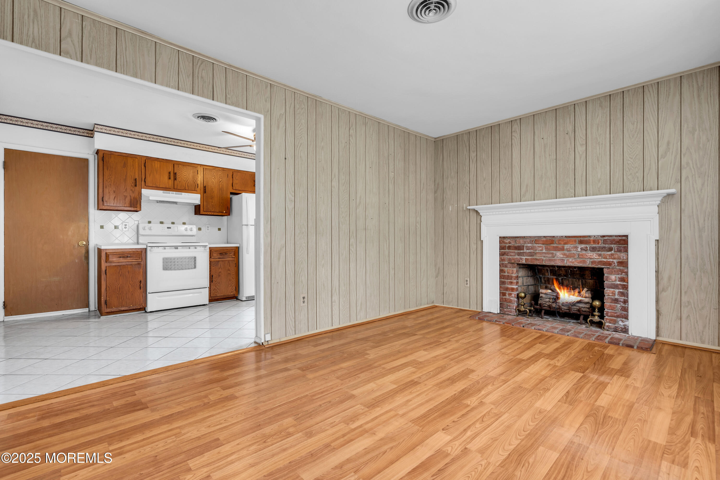 26 Salisbury Court, Toms River, New Jersey image 13