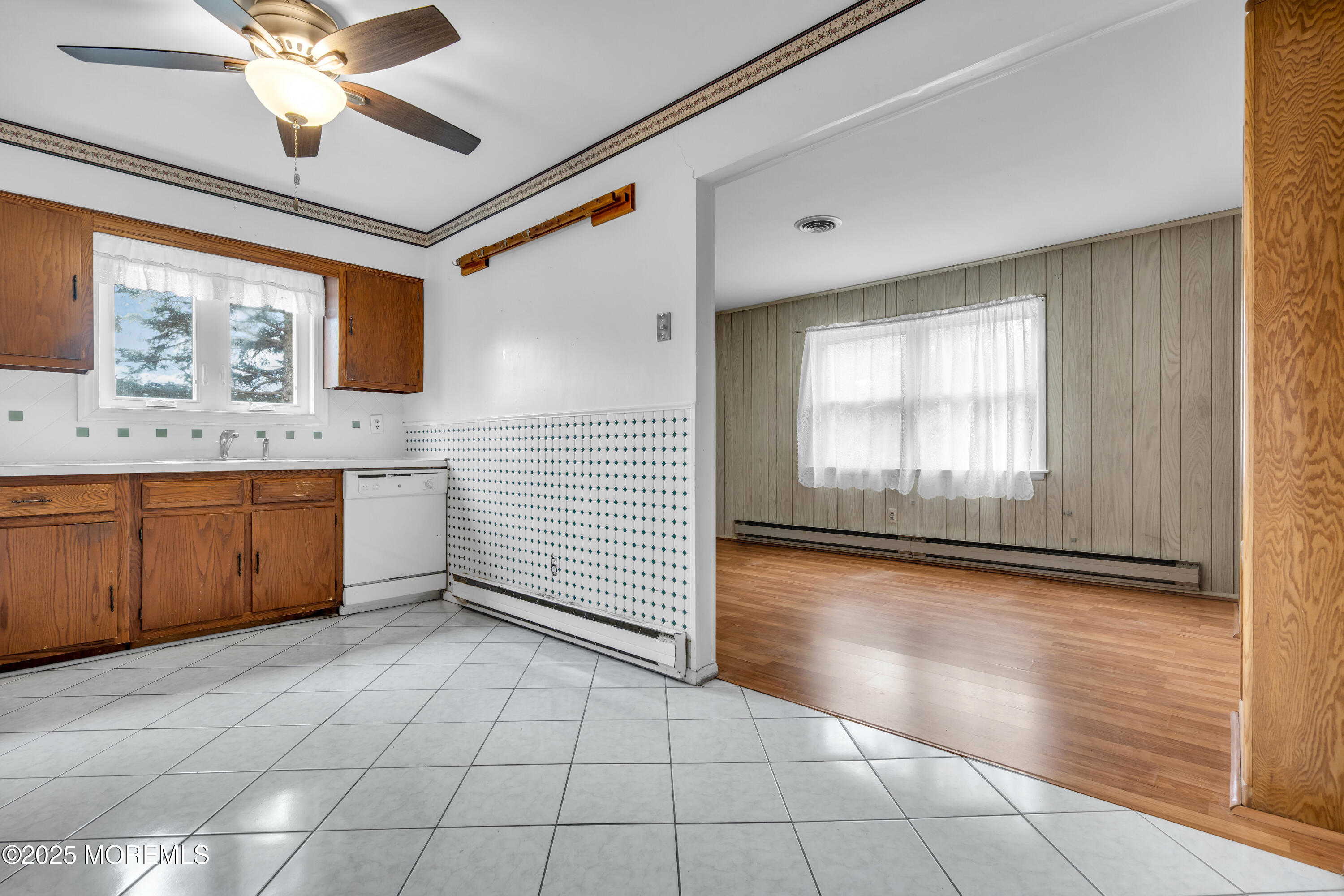 26 Salisbury Court, Toms River, New Jersey image 12