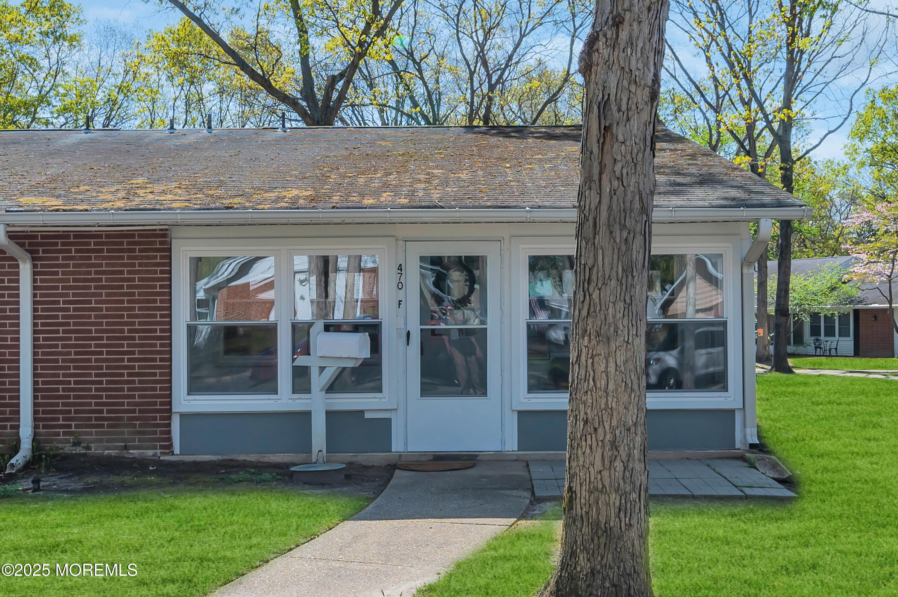 470 Thornbury Court #F, Lakewood, New Jersey image 2