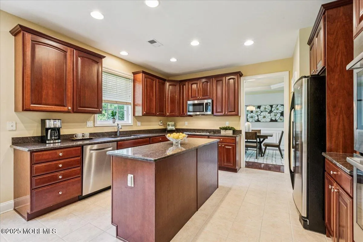 Marlboro, New Jersey 07746, United States, 5 Bedrooms Bedrooms, ,5 BathroomsBathrooms,Residential,Coming Soon,156622