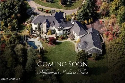 MLS: 22508602