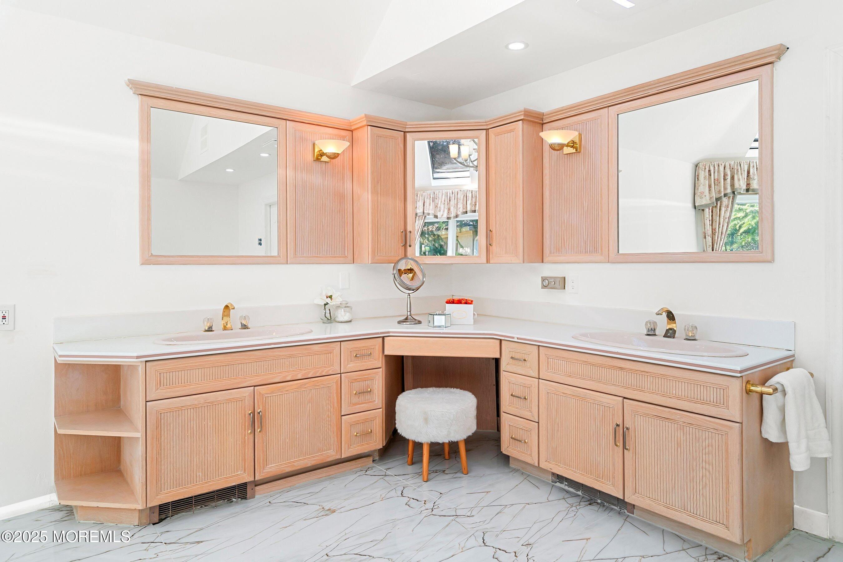 4 Colts Drive, Holmdel, New Jersey image 35