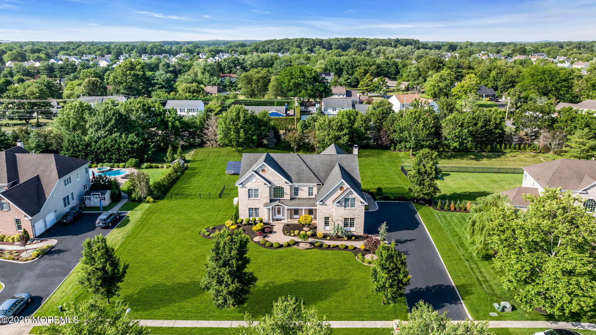 80 Stream Bank Drive