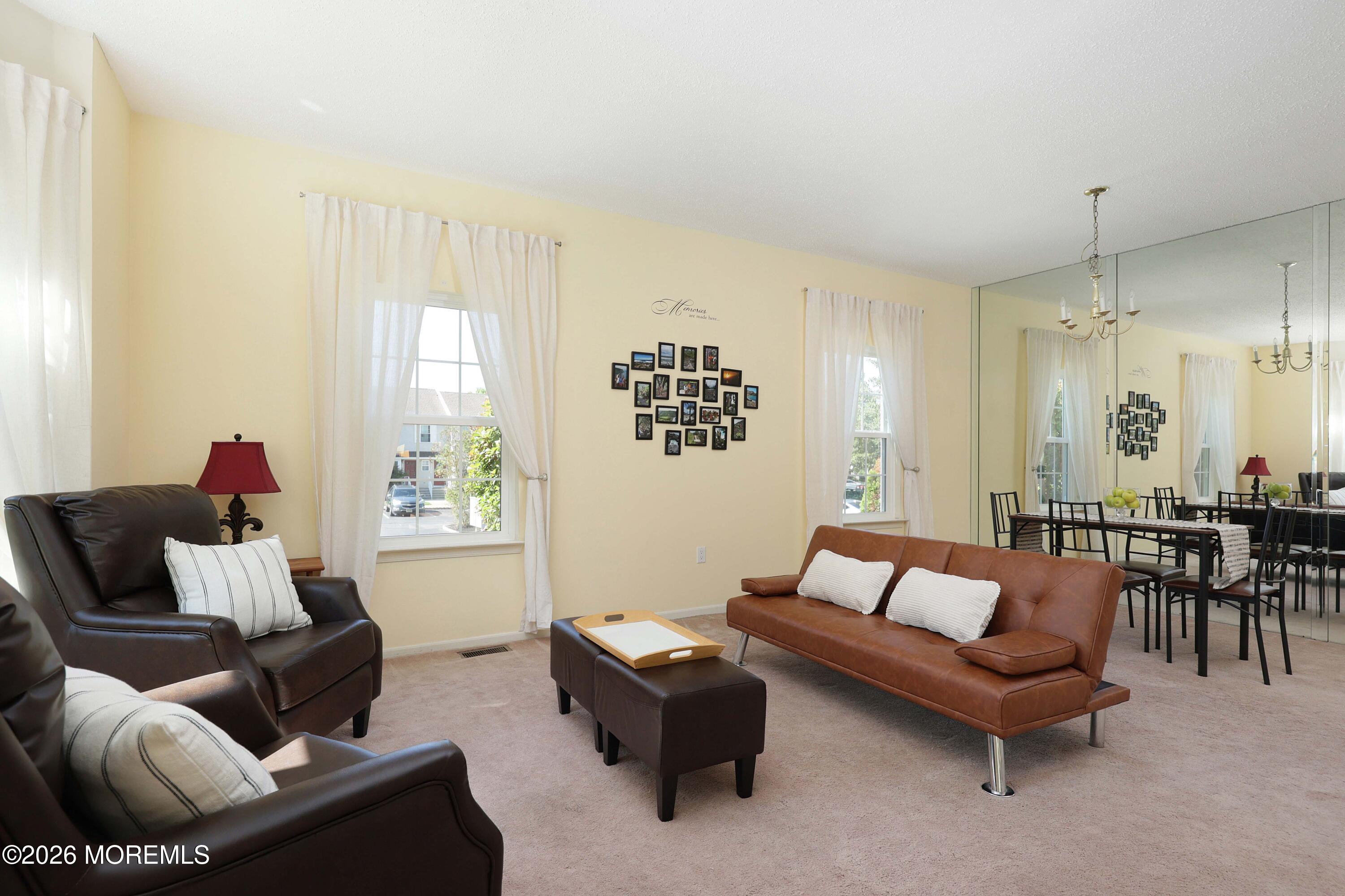 2811 Ice House Court
