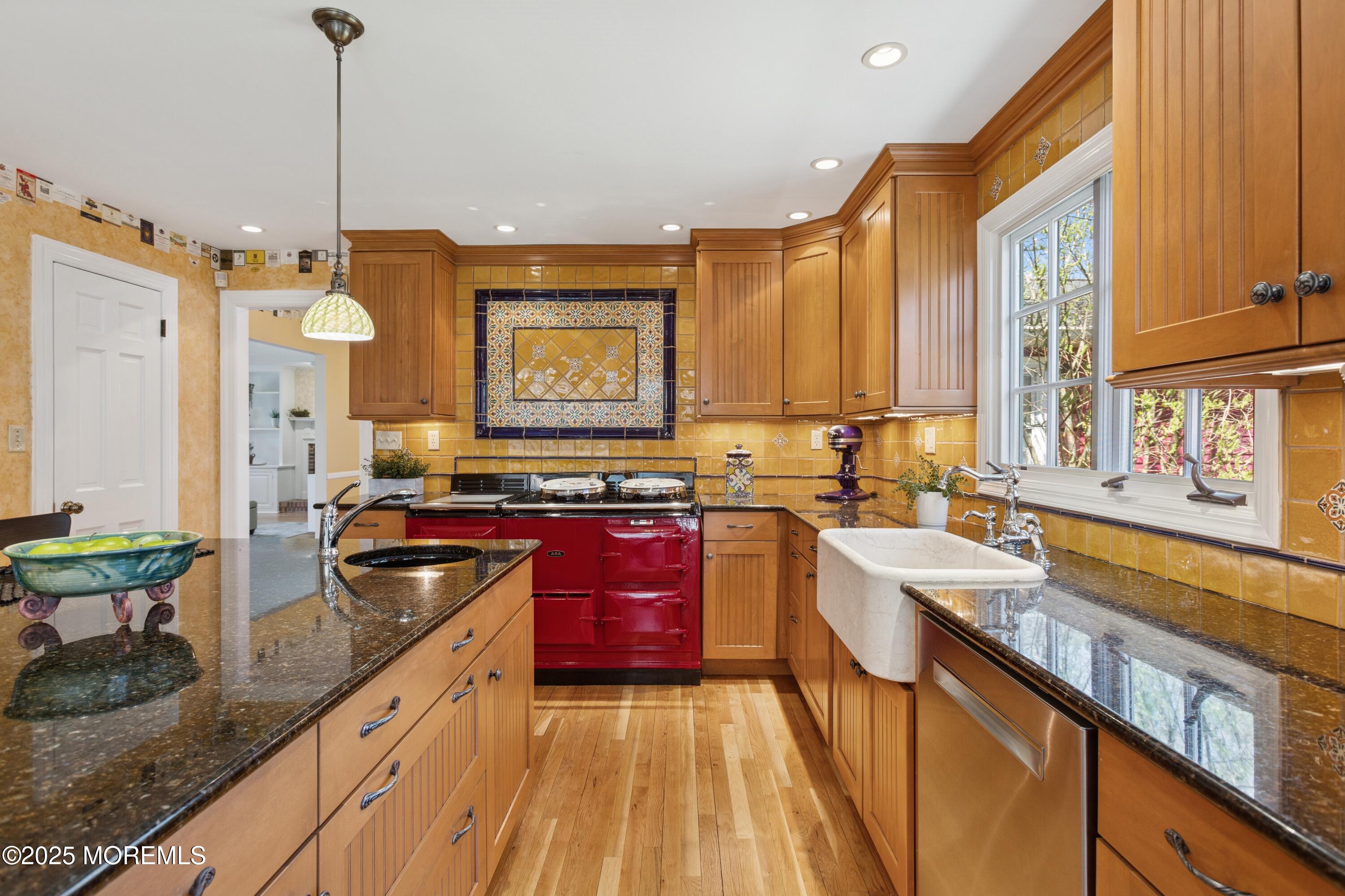 6 Carriage Drive, Middletown, New Jersey image 21